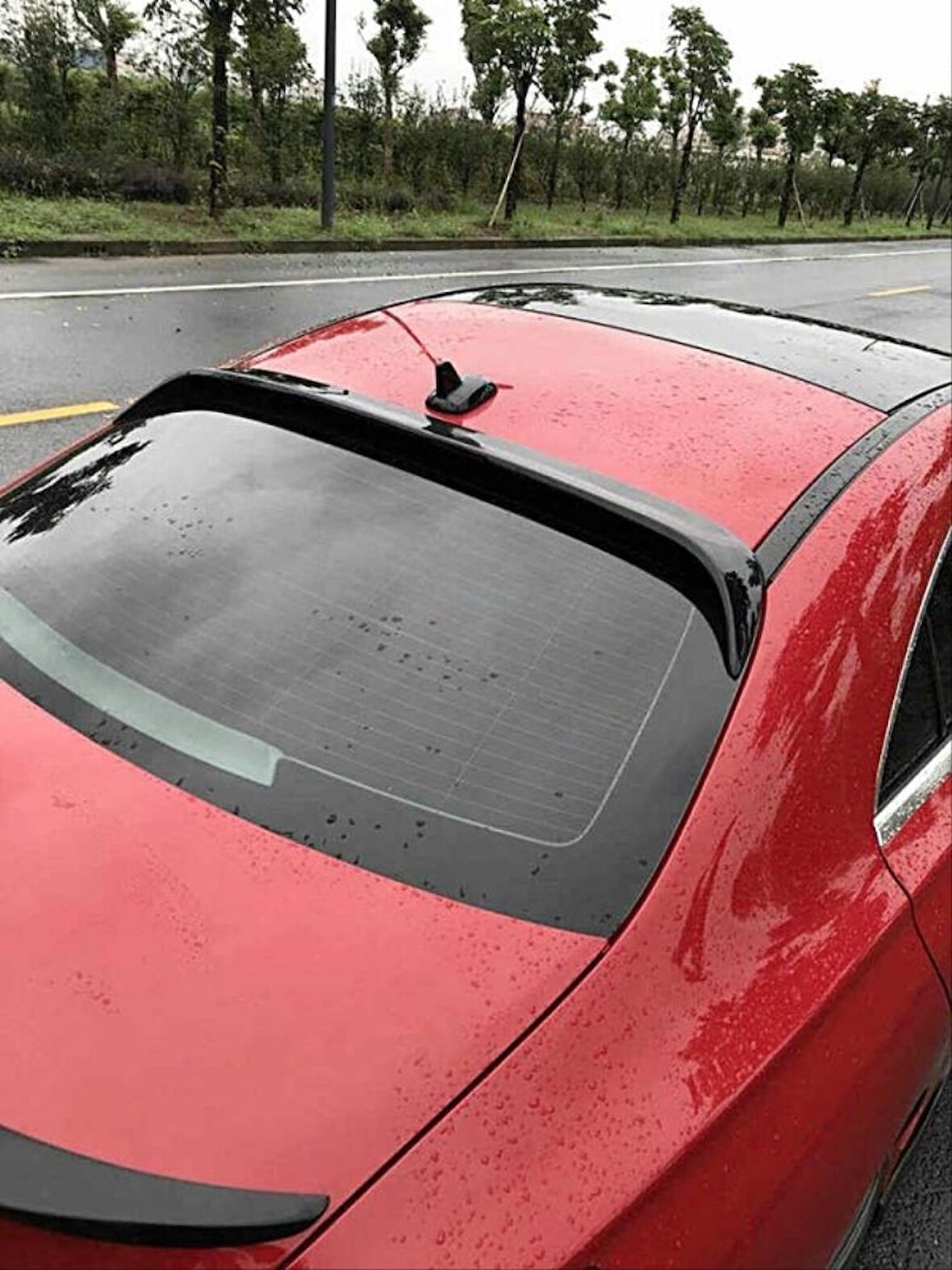 W117 CLA IÇIN UYUMLU  2013-2019 CAM ÜSTÜ SPOILER  - PİANO BLACK 