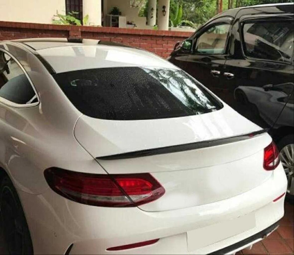 W213 2016-2019 E COUPE IÇIN UYUMLU SPOILER - PIANO BLACK