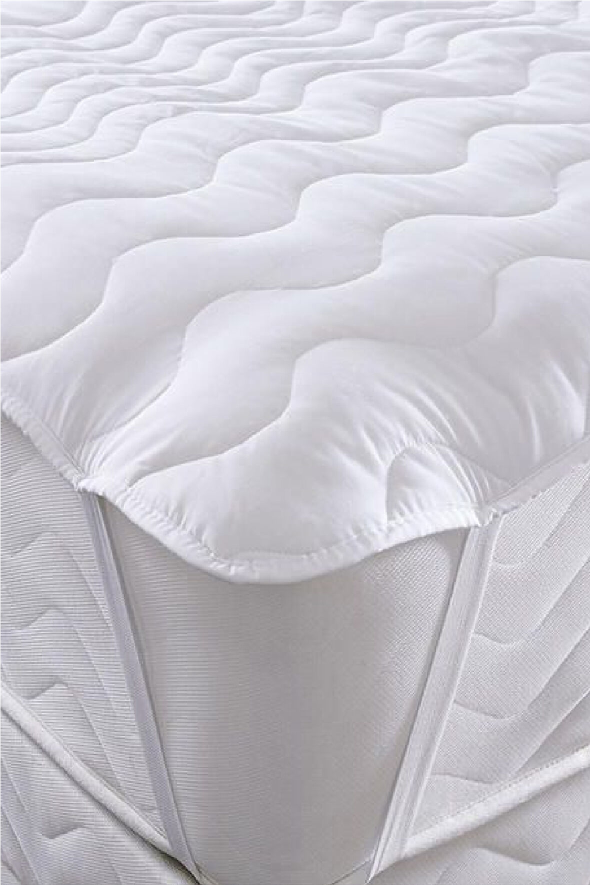 Bebesi Kapitoneli Sıvı Geçirmez Alez 220x200 Cm Çift Kişilik Köşe Lastikli