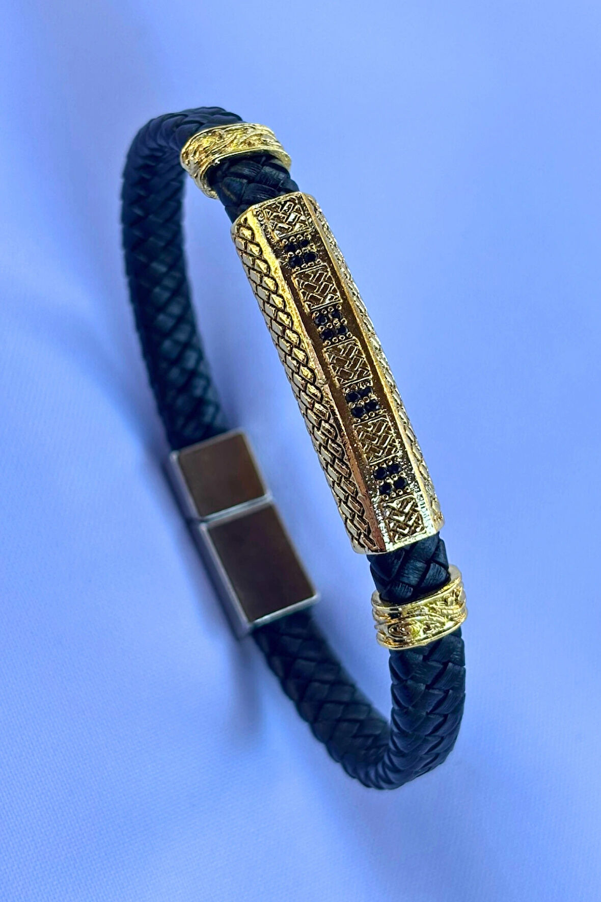 Zirkon Taşlı Örgülü El İşçiliği ile Üretilmiş Hakiki Deri Erkek Bileklik