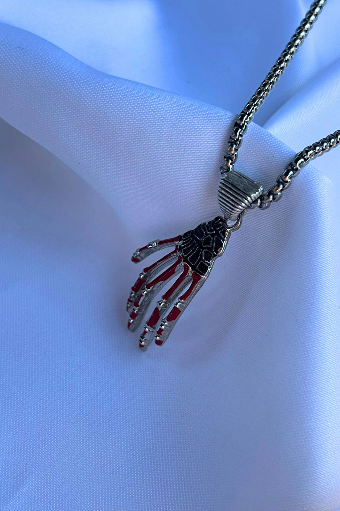 İskelet Eli El İşçiliği Paslanmaz Çelik Zincir Erkek Kolye