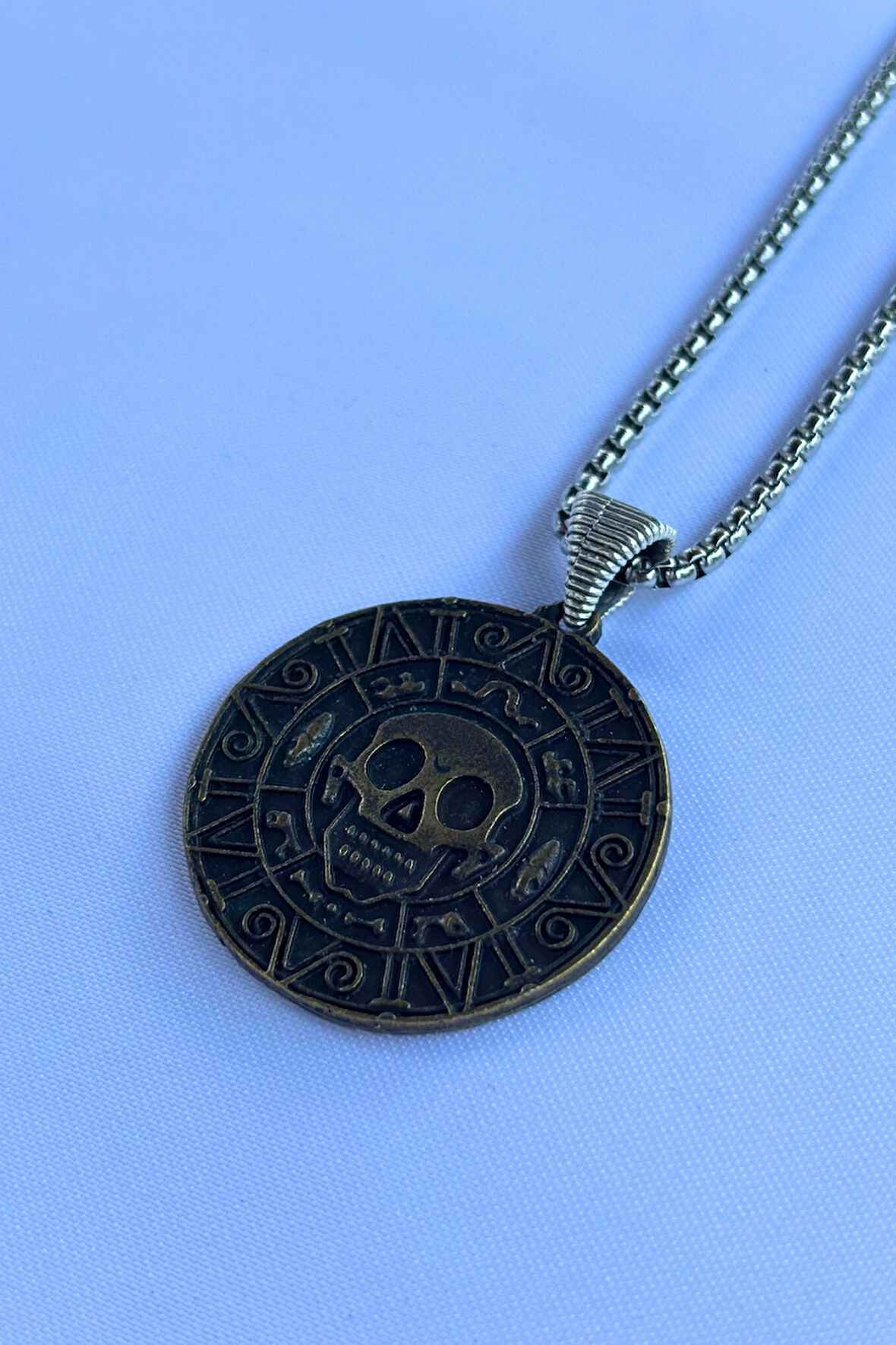 Kuru Kafa El İşçiliği Paslanmaz Çelik Zincir Erkek Kolye