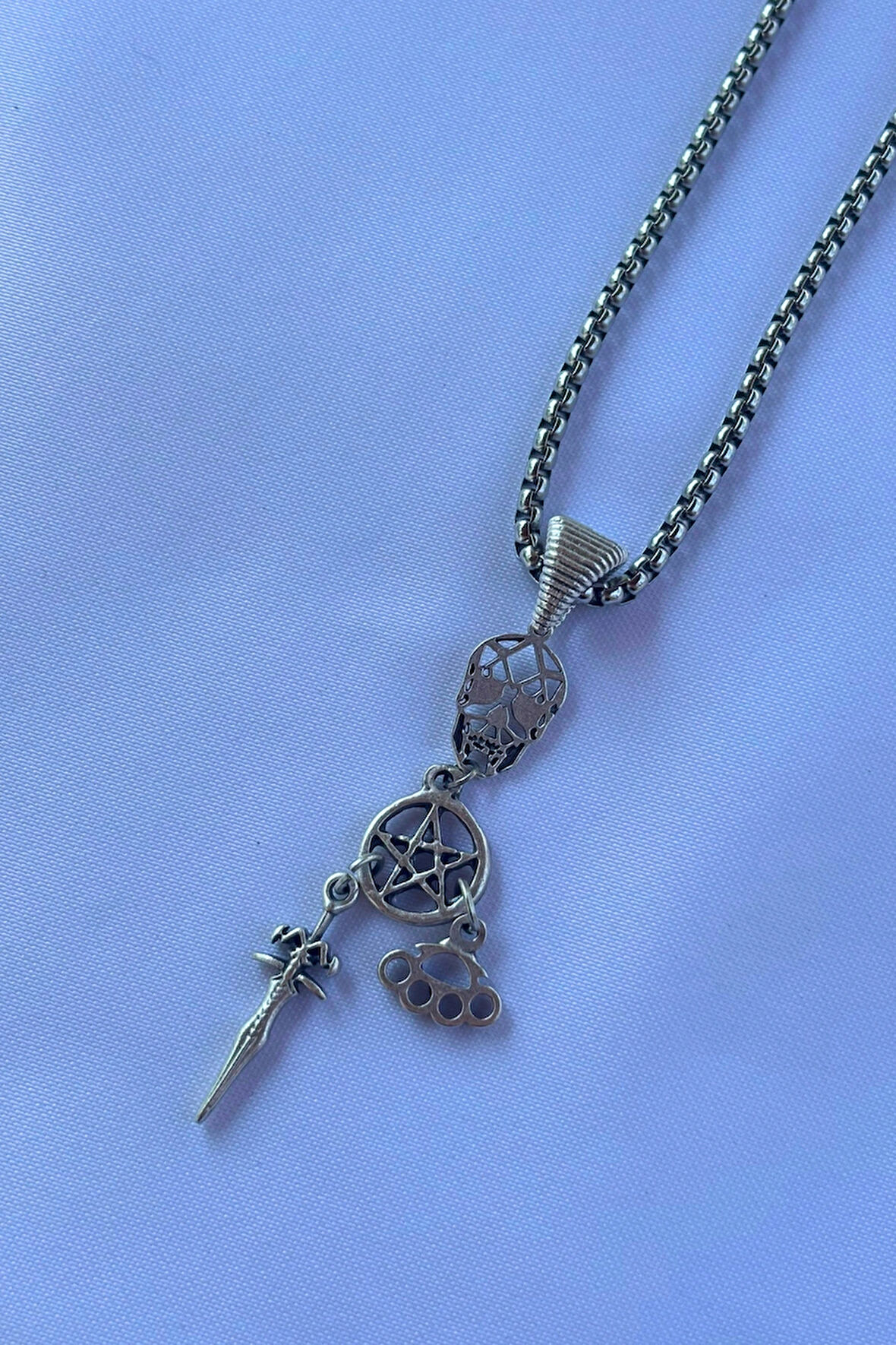 Çok Figürlü El İşçiliği Paslanmaz Çelik Zincir Erkek Kolye