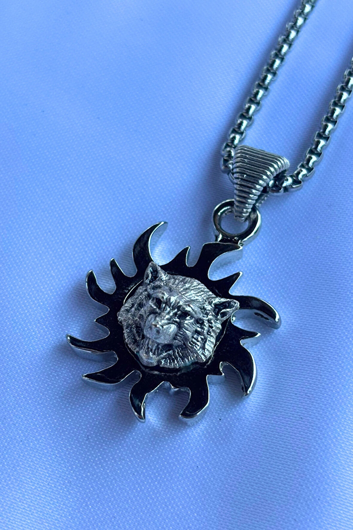 Kurt Biohazard El İşçiliği Paslanmaz Çelik Zincir Erkek Kolye