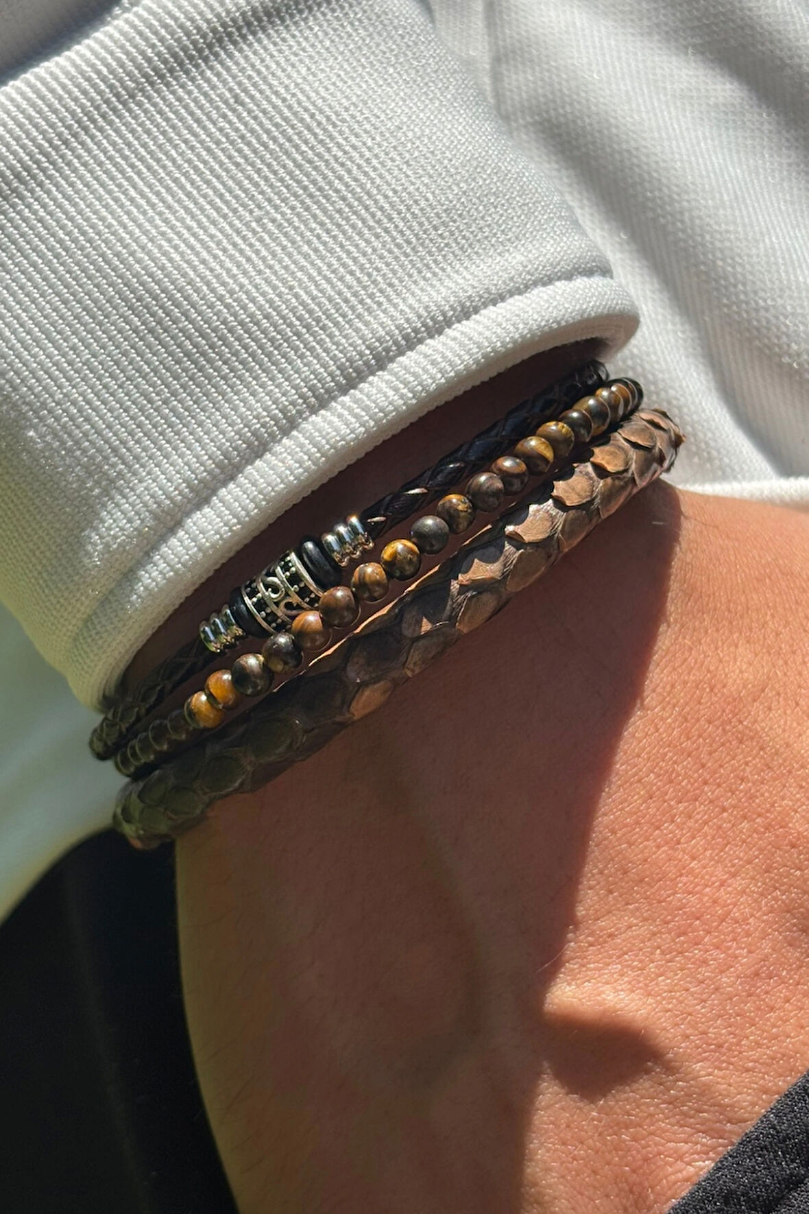 Doğal Taşlı Yılan Derisi Desenli El İşçiliği ile Üretilmiş Hakiki Deri Erkek Bileklik