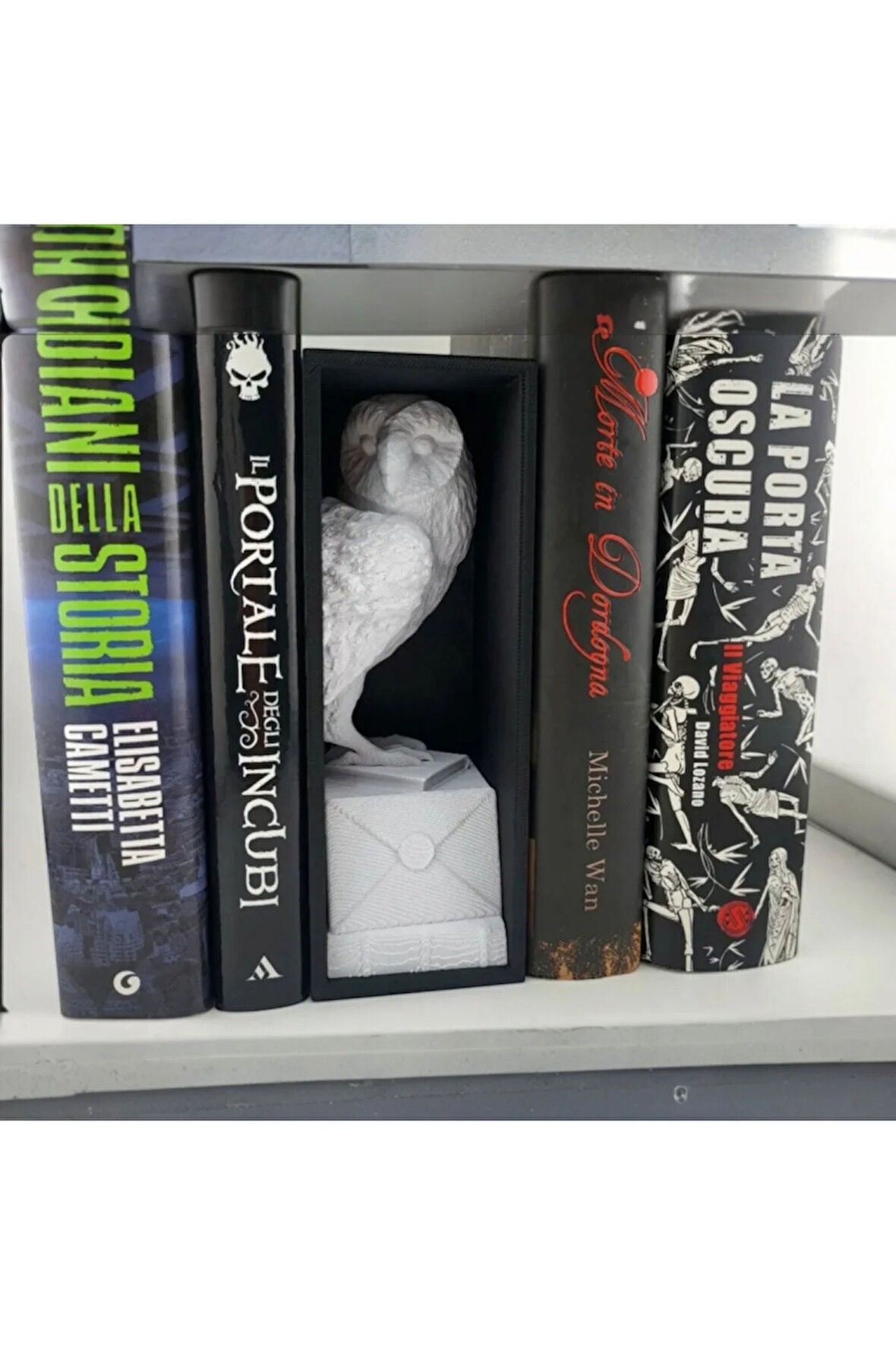 Harry Potter'ın Büyülü Dünyasından Hedwig Baykuş Kitap Desteği Book Nook - 3D Yazıcı ve PLA