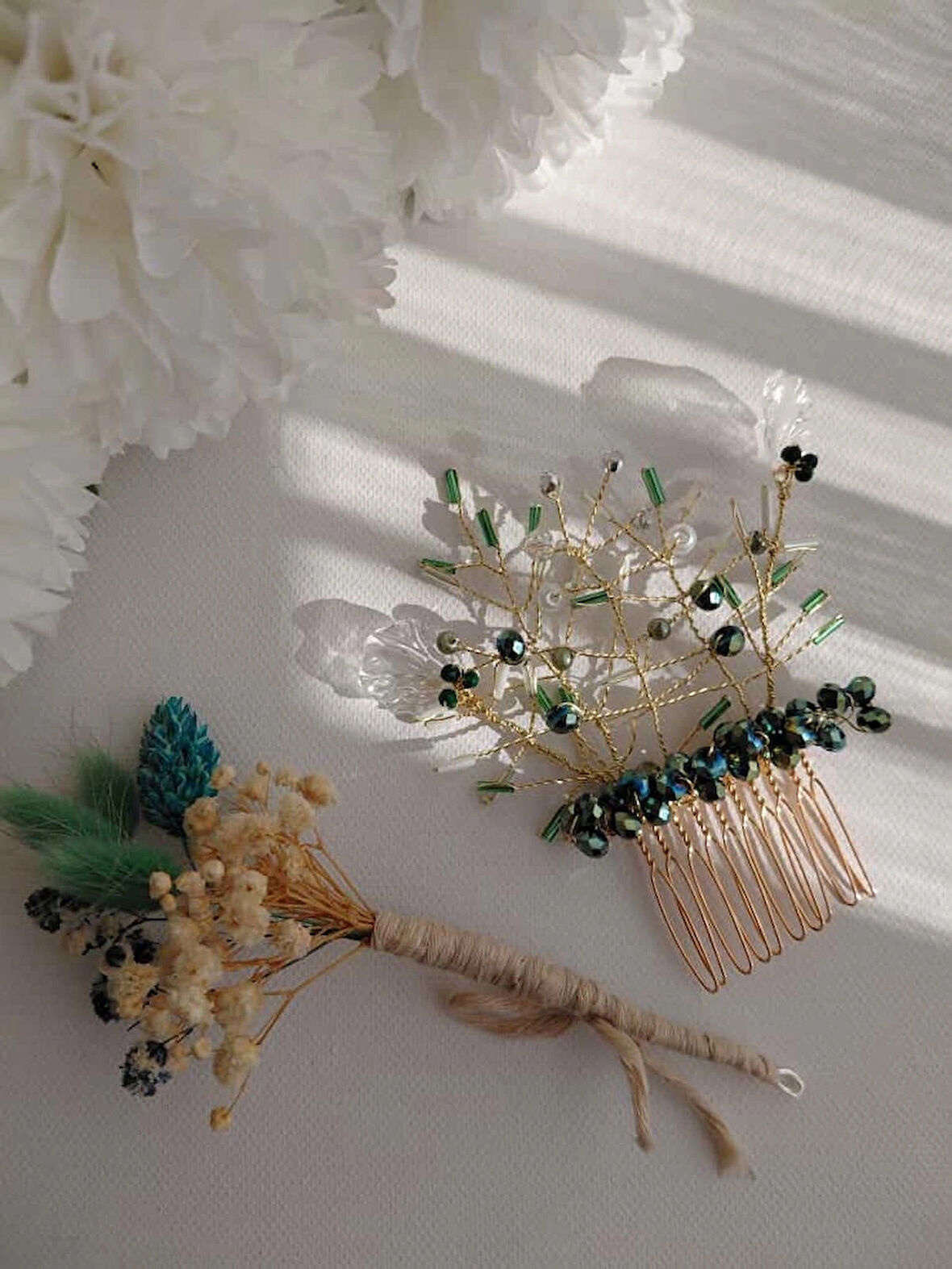 Gelin Saç Tarağı & Damat Yaka Çiçeği Seti – El Yapımı Özel Tasarım