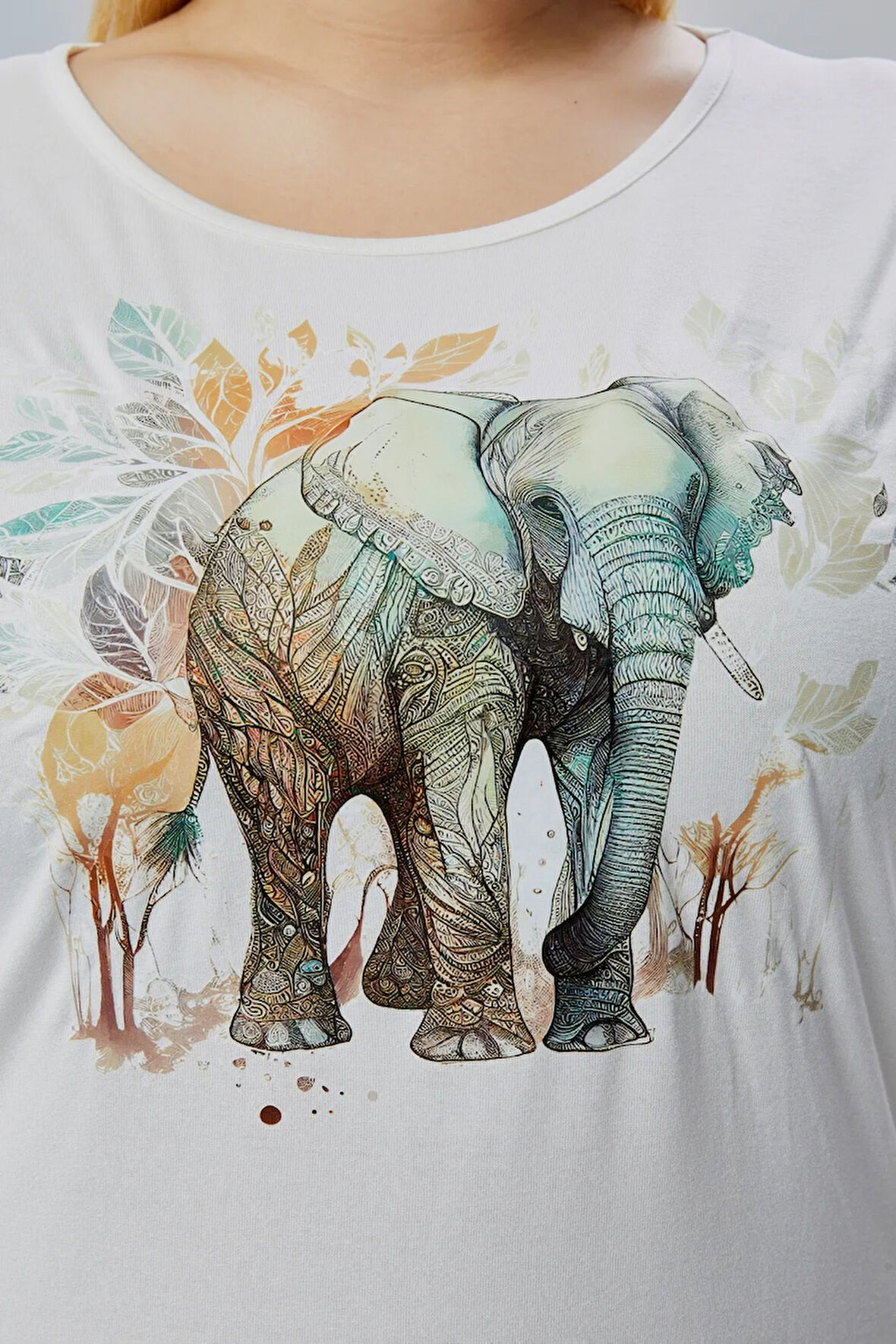 Büyük Beden Fil Baskılı Kolsuz Viskon Basic Bluz