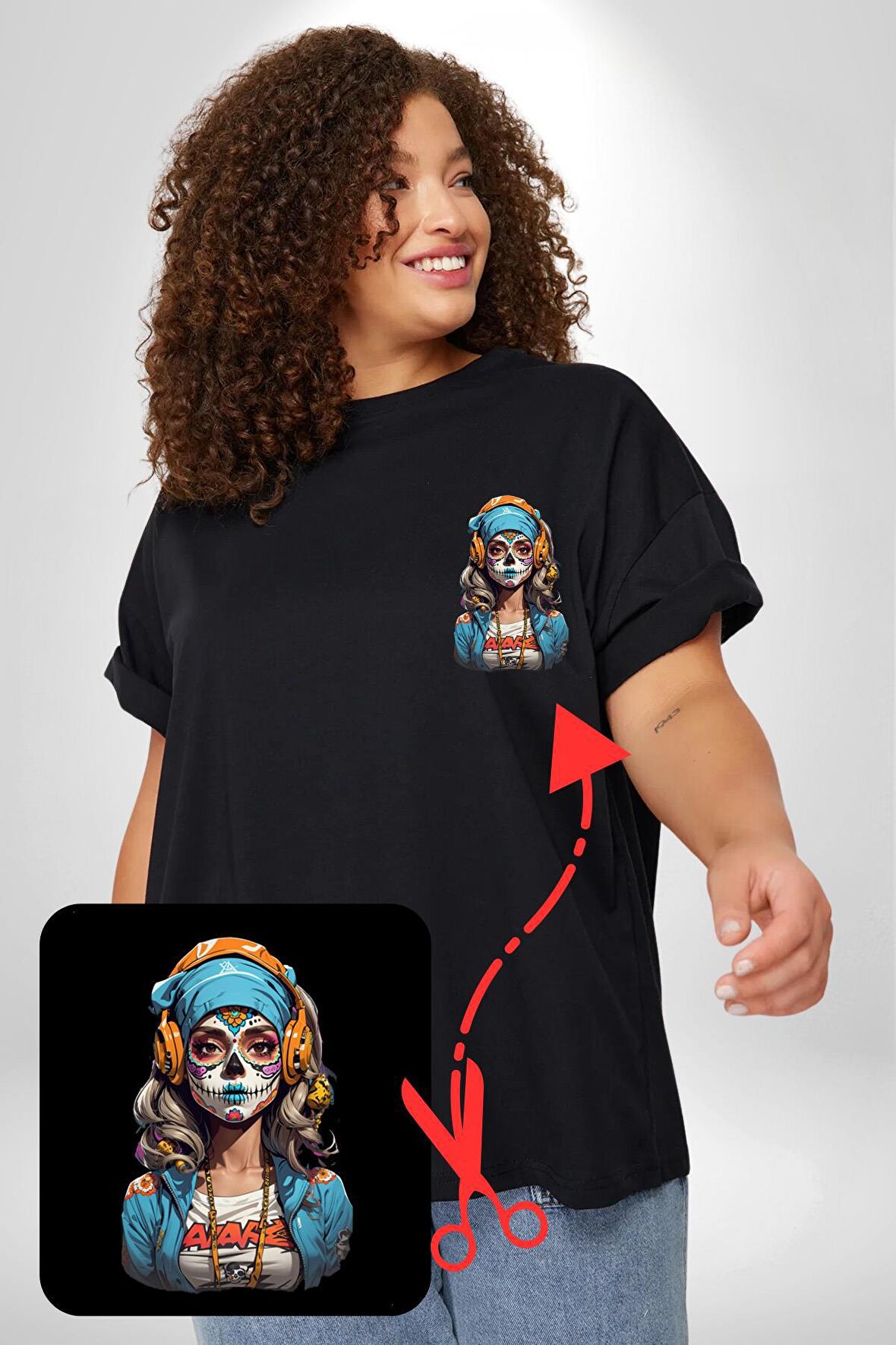 Hippie Cesur Stil Dövmeli Kız  Siyah Büyük Beden Kadın Basic Minimal Baskılı Tişört