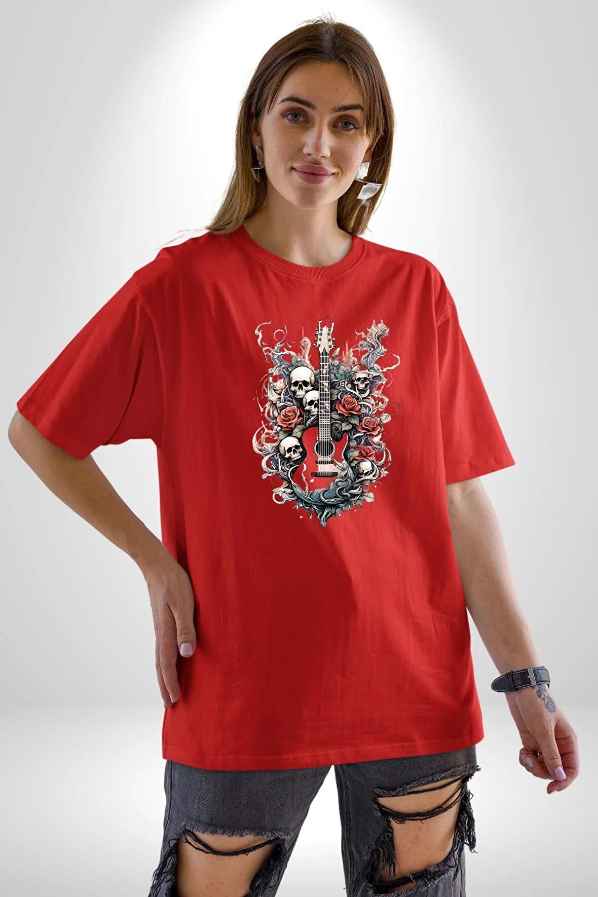 Gitar Kafatası Güller Doğa Uyumu Pamuklu Bisiklet Yaka Kadın Erkek Oversize Boyfriend Dijital Baskılı Kırmızı T-Shirt