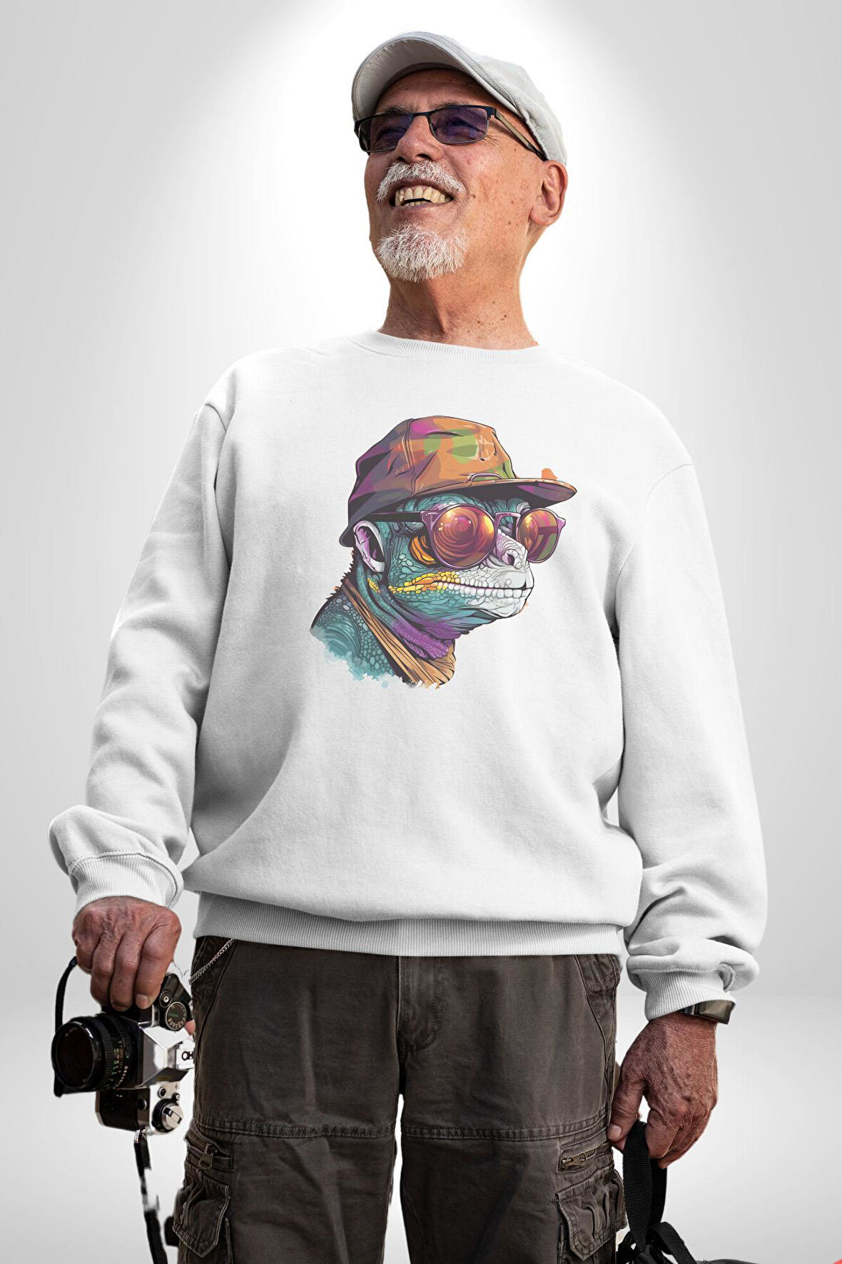 Gözlük Şapka Mukalemun  Kadın Erkek  Beyaz Baskılı Sweatshirt 