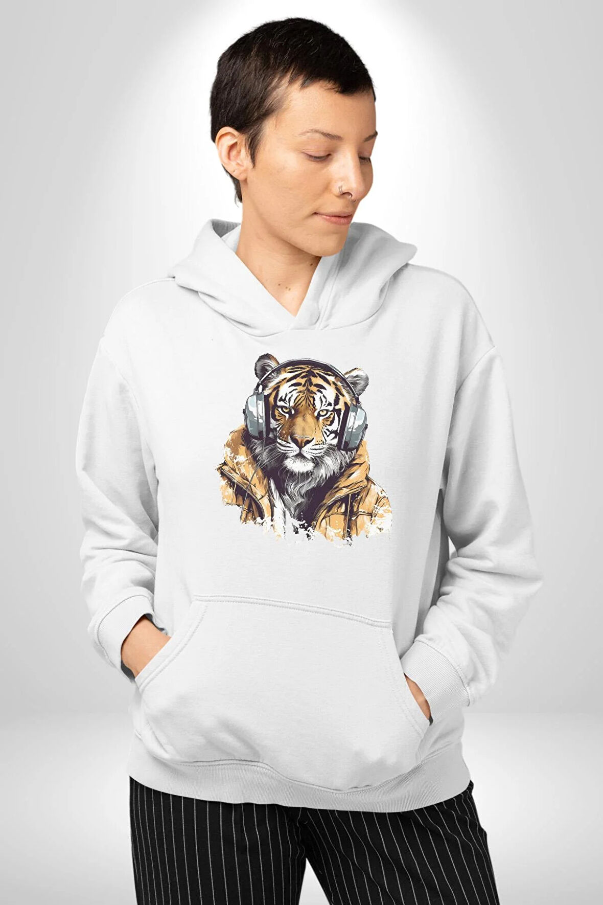 Müzik Dinleyen Kaplan İnsan Mont Kadın Erkek  Beyaz Kapüşonlu Sweatshirt Hoodie