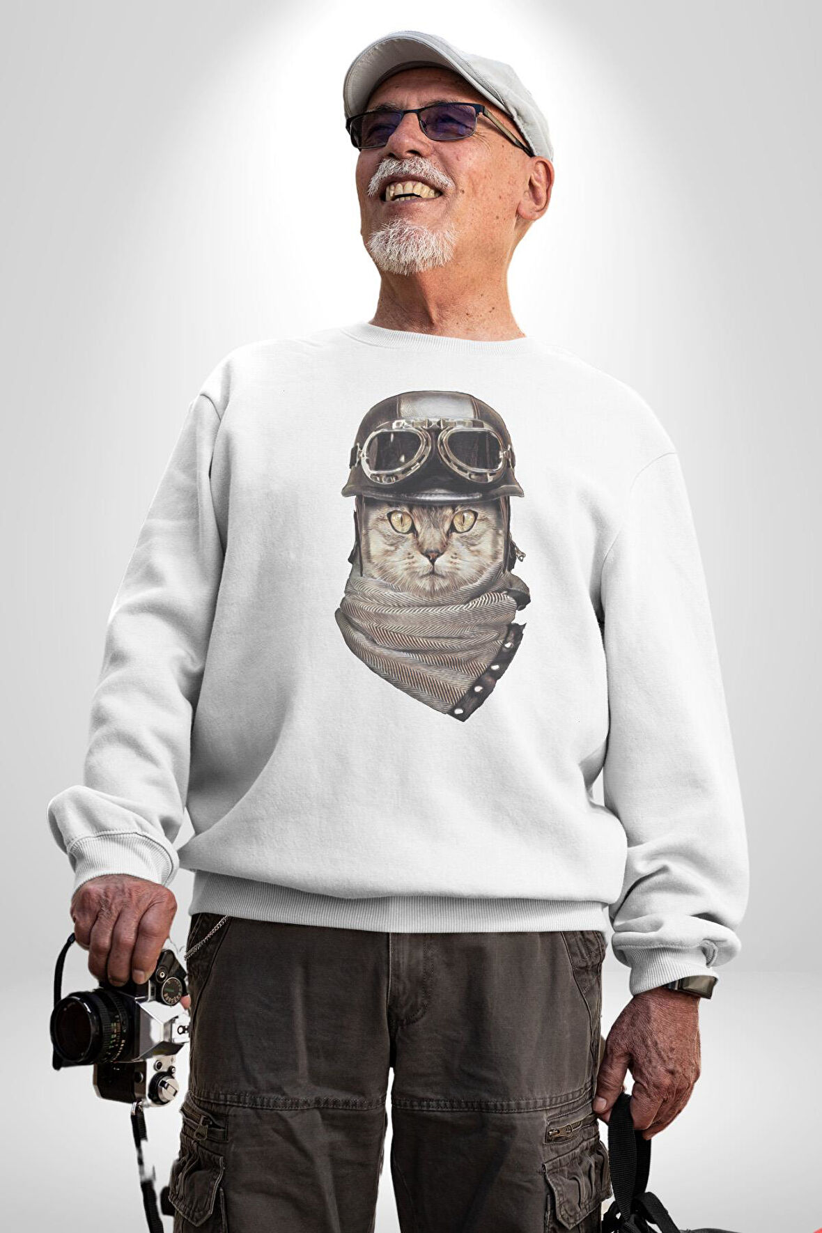 Kasket Bandana Motorcu Kedi Kadın Erkek  Beyaz Baskılı Sweatshirt 