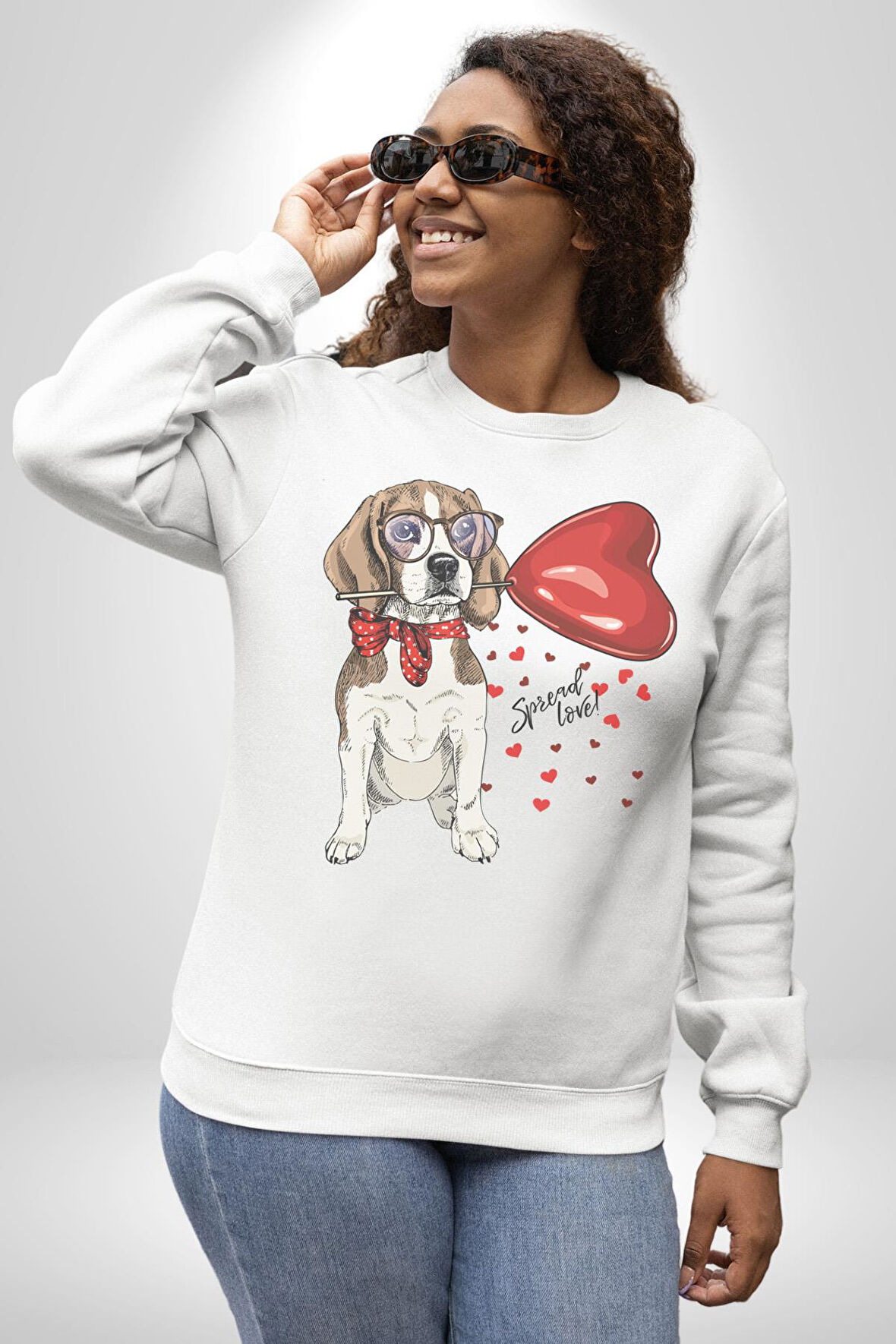 Poodle ve Beagle Sevililer Günü Hediyesi Kadın Erkek  Beyaz Baskılı Sweatshirt 