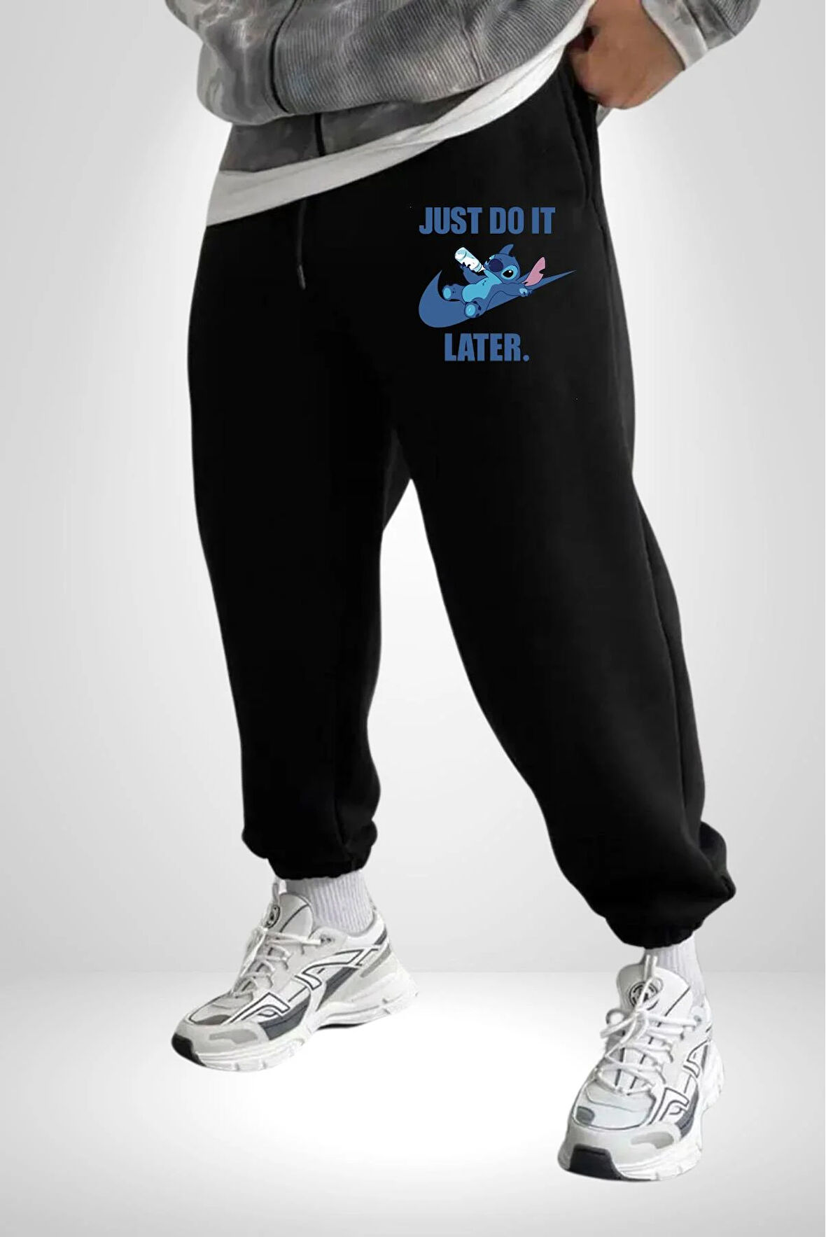 DO IT LATER Stitch Biberon Animasyon 3 İplik Erkek Baskılı Siyah Eşofman Altı
