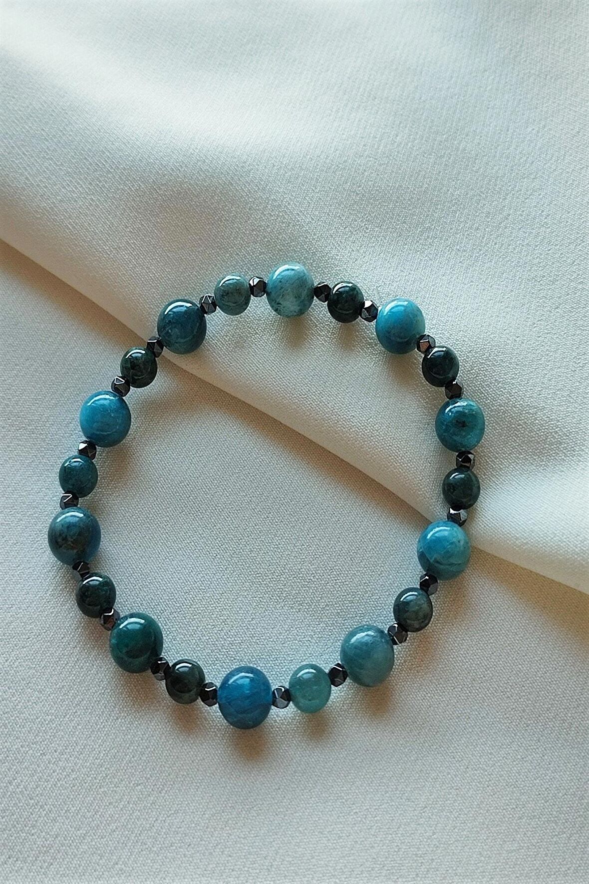 Sertifikalı 6, 8 Mm Apatit Doğaltaş Bileklik