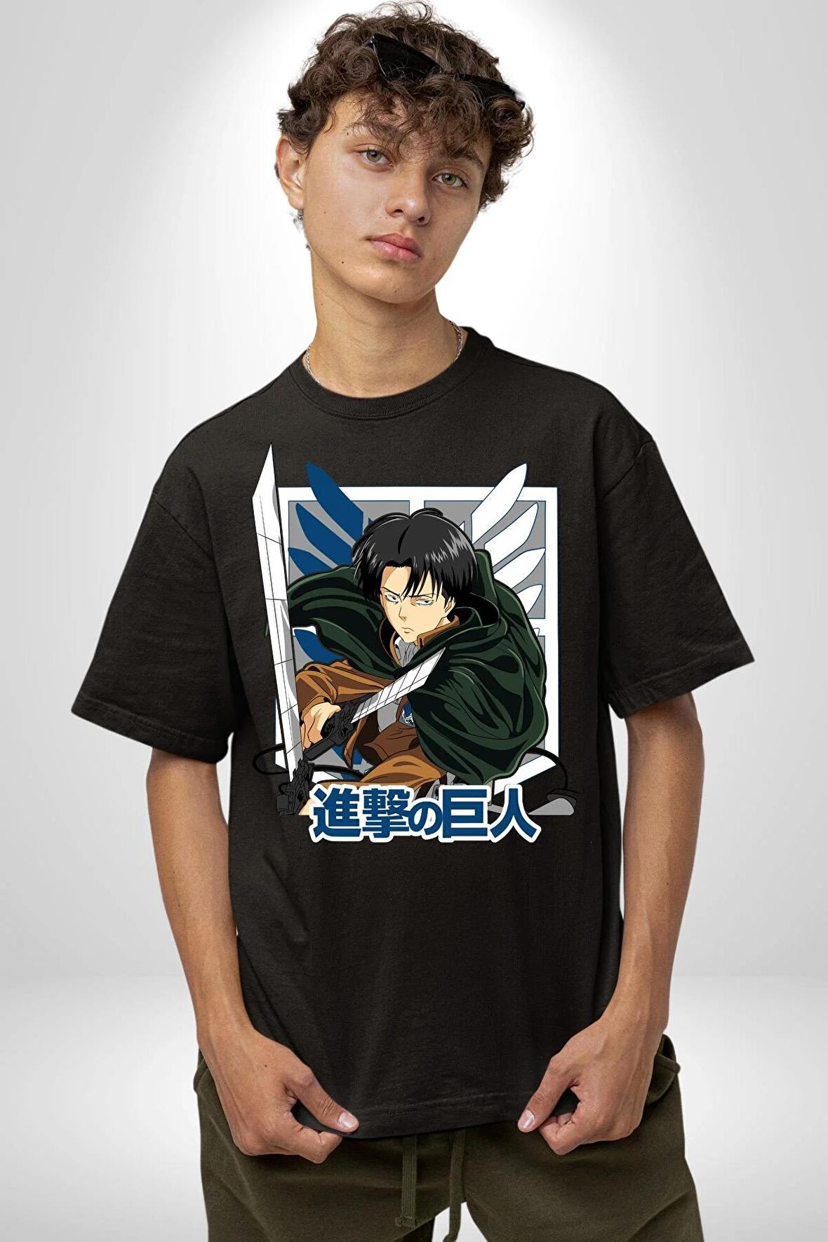Anime Levi Ackerman Beyaz Ve Siyah Kanatlar Pamuklu Bisiklet Yaka Kadın Erkek Oversize Boyfriend Dijital Baskılı Siyah T-shirt