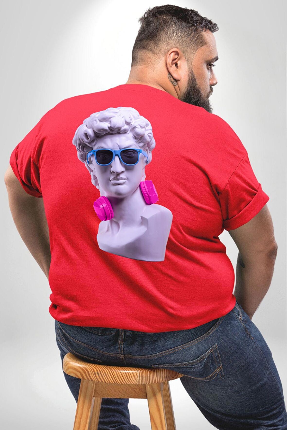 Kulaklık Gözlük Pop Art Heykel Büyük Beden Kırmızı Tişört Kadın Erkek Ünisex Sırt Baskılı