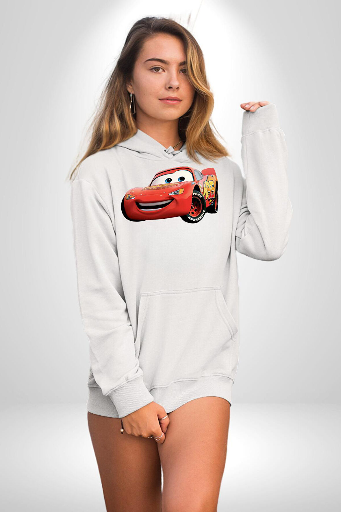 Şimşek McQueen Arabalar Kadın Erkek  Beyaz Kapüşonlu Sweatshirt Hoodie