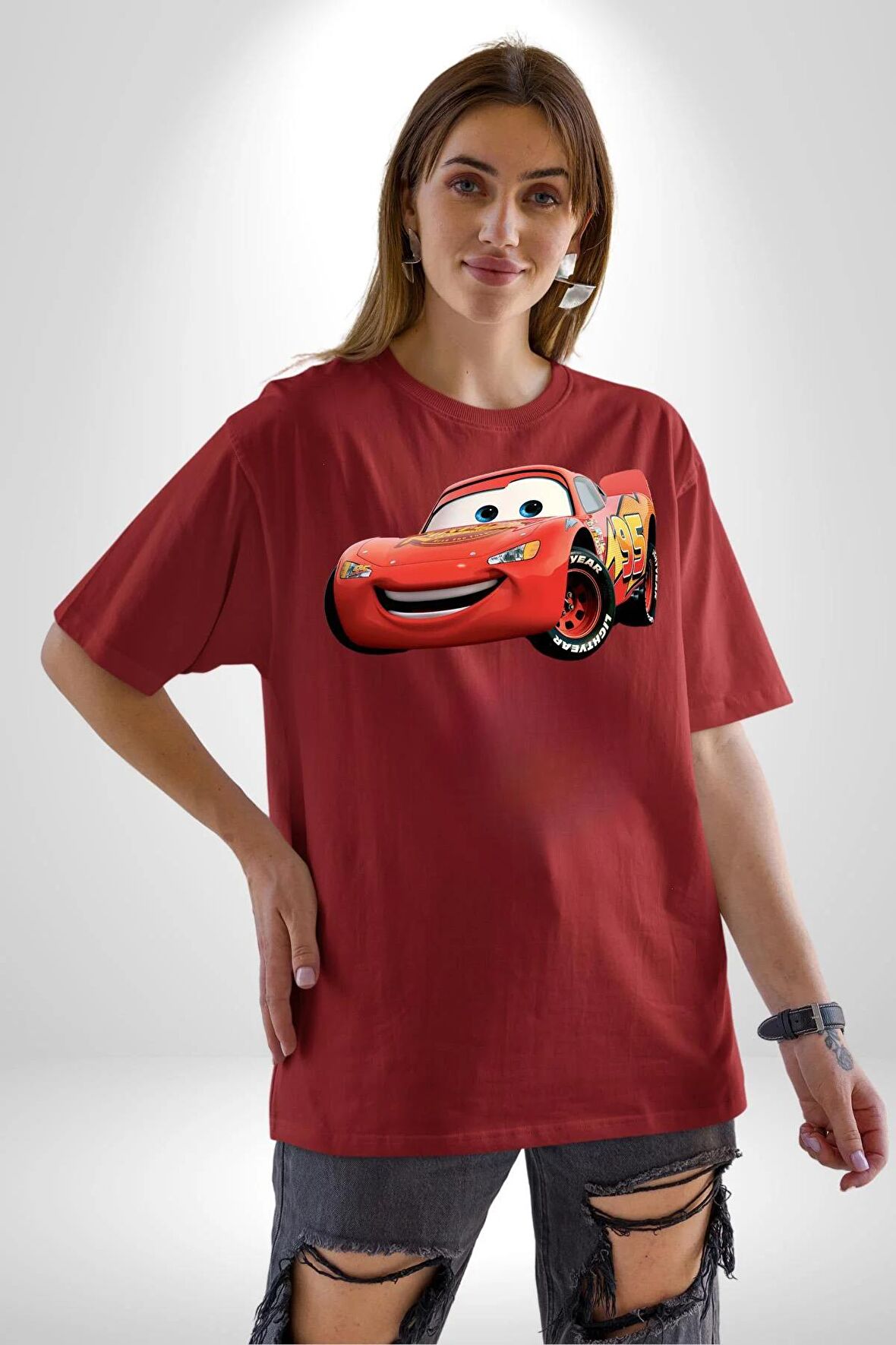 Şimşek McQueen Arabalar Pamuklu Bisiklet Yaka Kadın Erkek Oversize Boyfriend Dijital Baskılı Kırmızı T-shirt