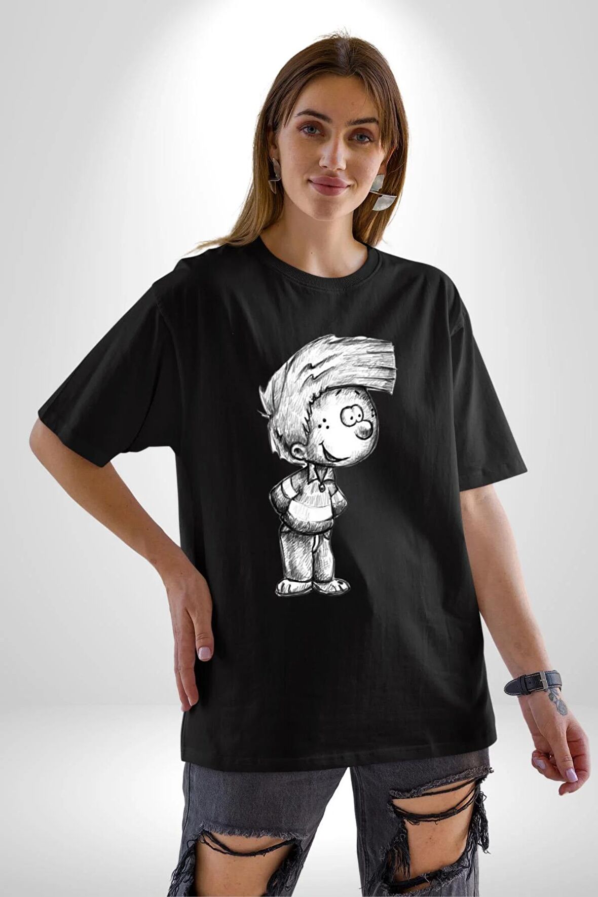 Cedric ve Chen Karakalem  Pamuklu Bisiklet Yaka Kadın Erkek Oversize Boyfriend Dijital Baskılı Siyah T-shirt