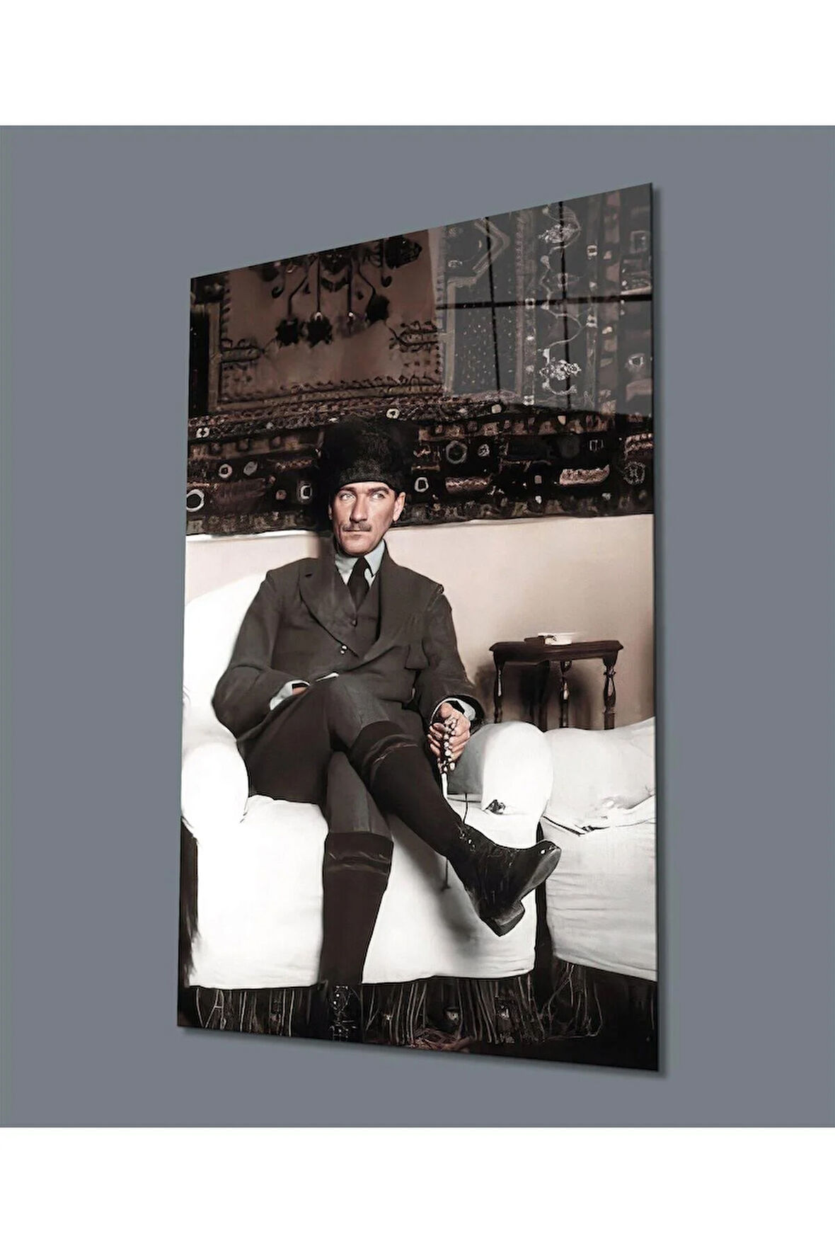 Atatürk Üniformalı Dikey Cam Tablo Hediyelik Büyük Tablo Ev Ofis Dekoru