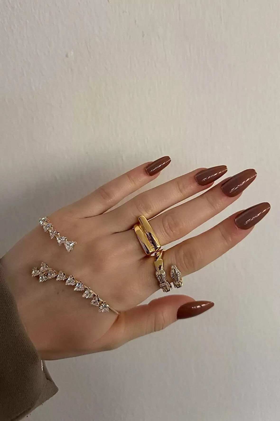 Caş Dekorasyon 12'li Kahverengi Jel Görünümlü Takma Tırnak Set (Yapıştırıcılı)