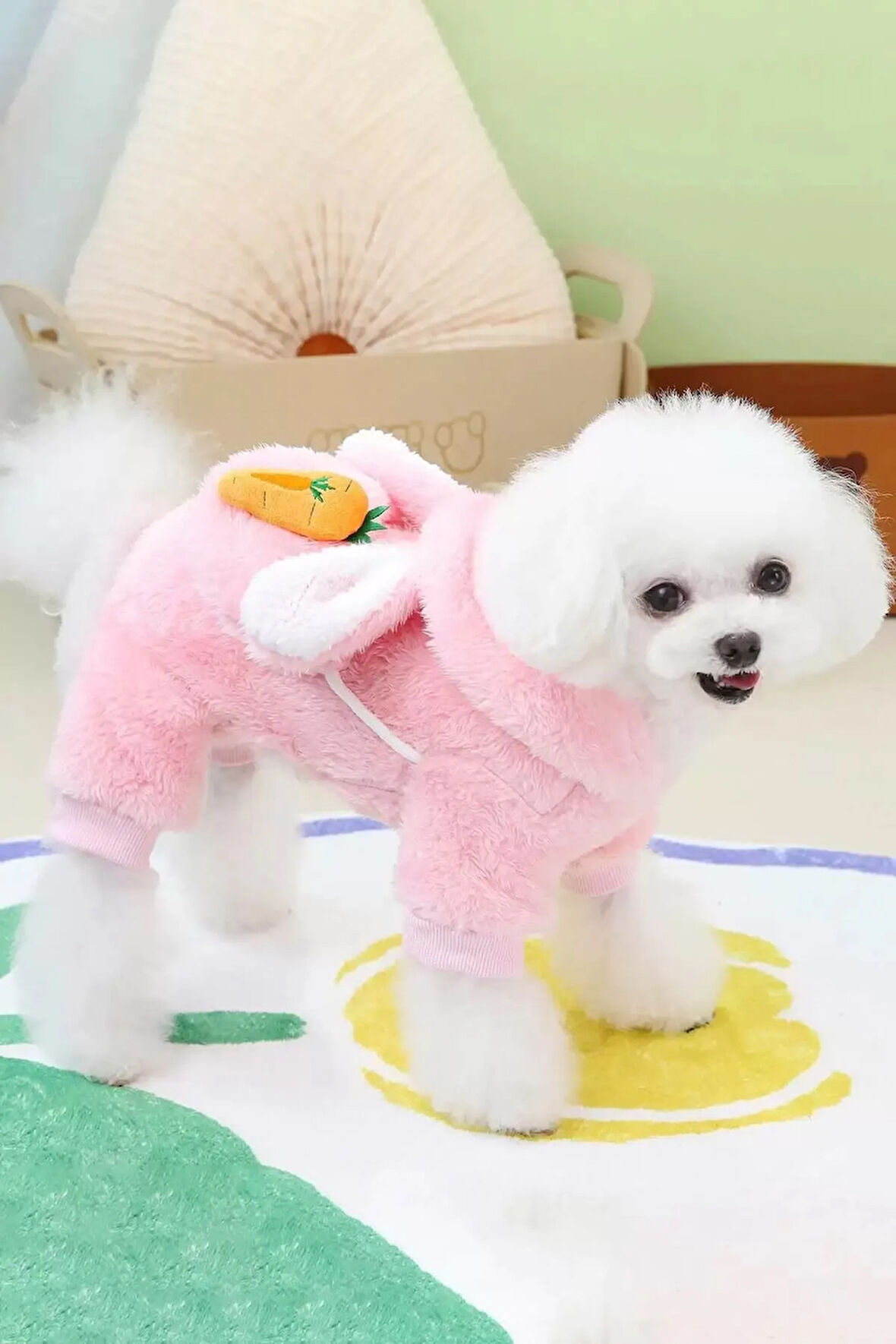 Caş Dekorasyon Pembe Renk Havuç Figürlü Çantalı Peluş XL Köpek Tulum