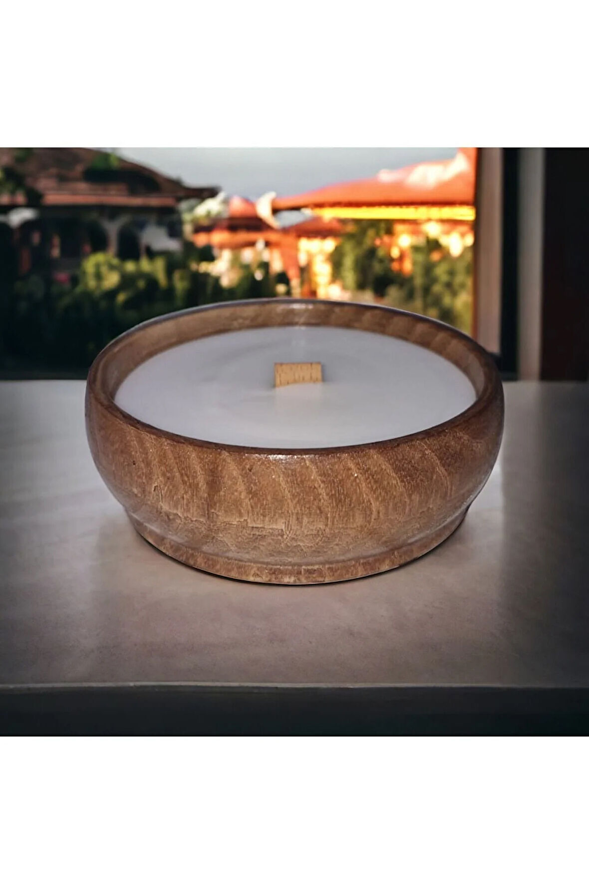 Ahşap Mumlukta Lavanta Kokulu %100 Doğal Soya Mum (11 cm)