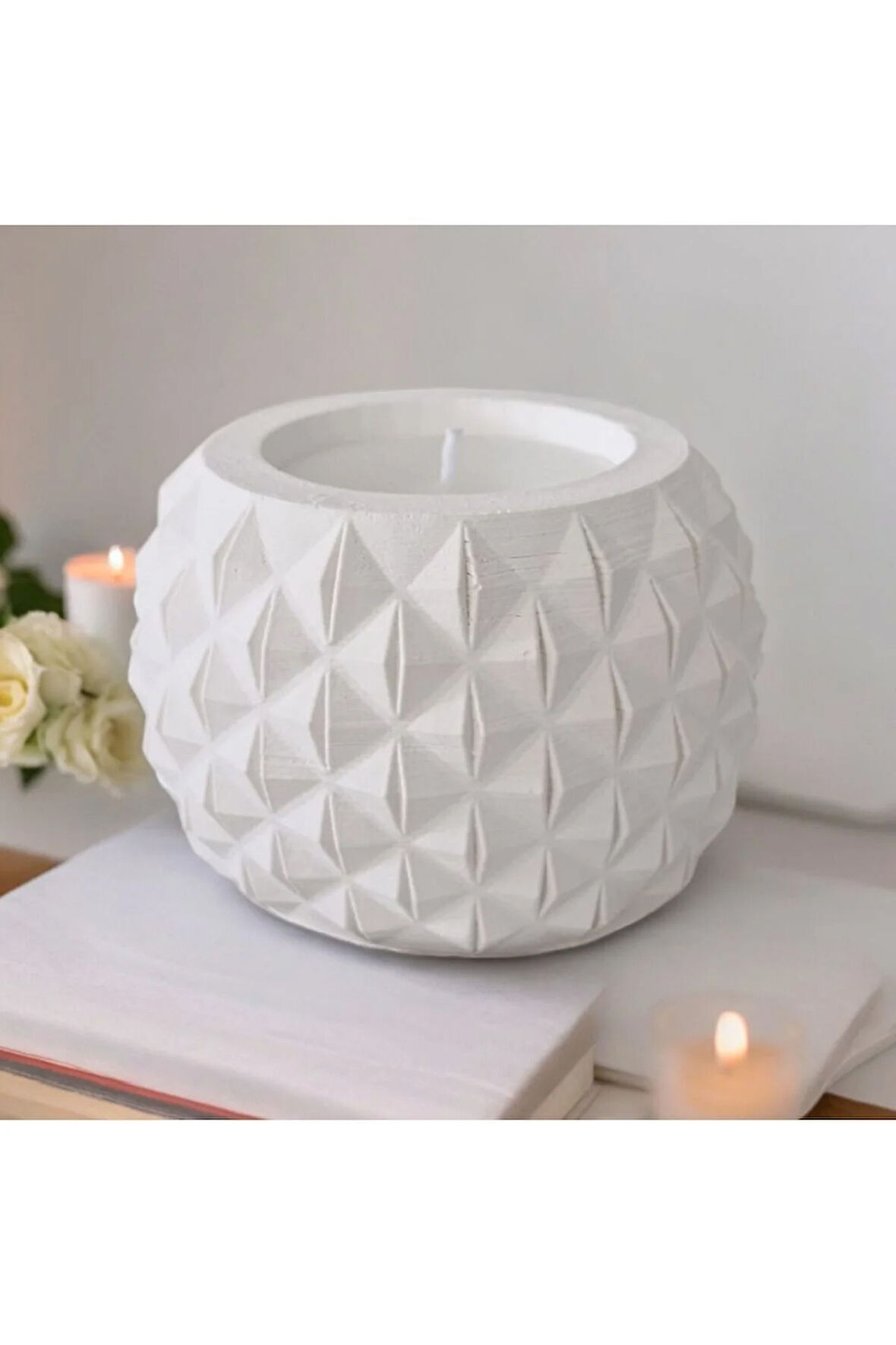 Taş Mumlukta Lavanta Kokulu %100 Doğal Soya Mum - Yuvarlak (9 cm) Çok Çizgili