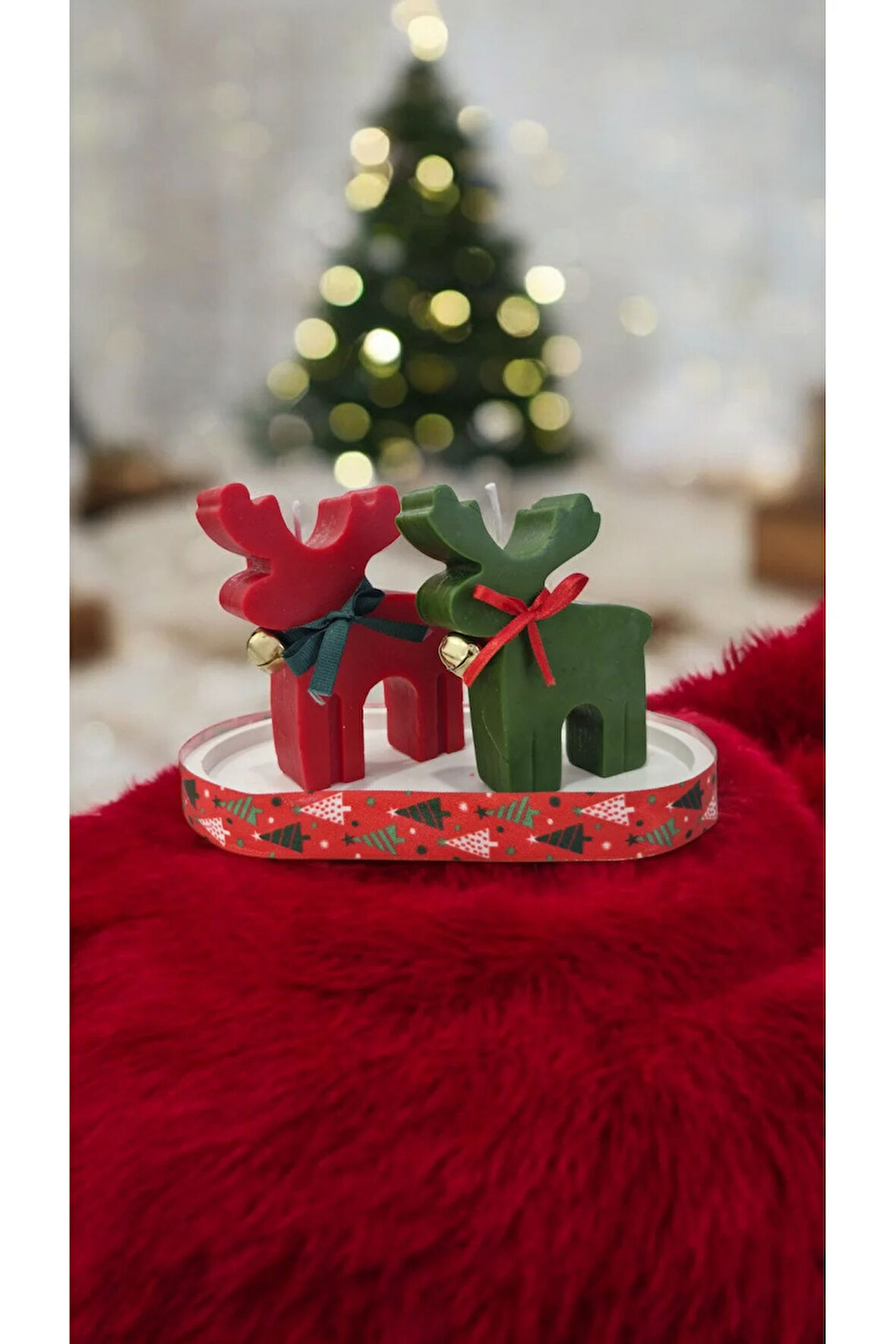 Yılbaşı Mum Set - Kırmızı Geyik, Yeşil Geyik, Beyaz Taş Tepsi