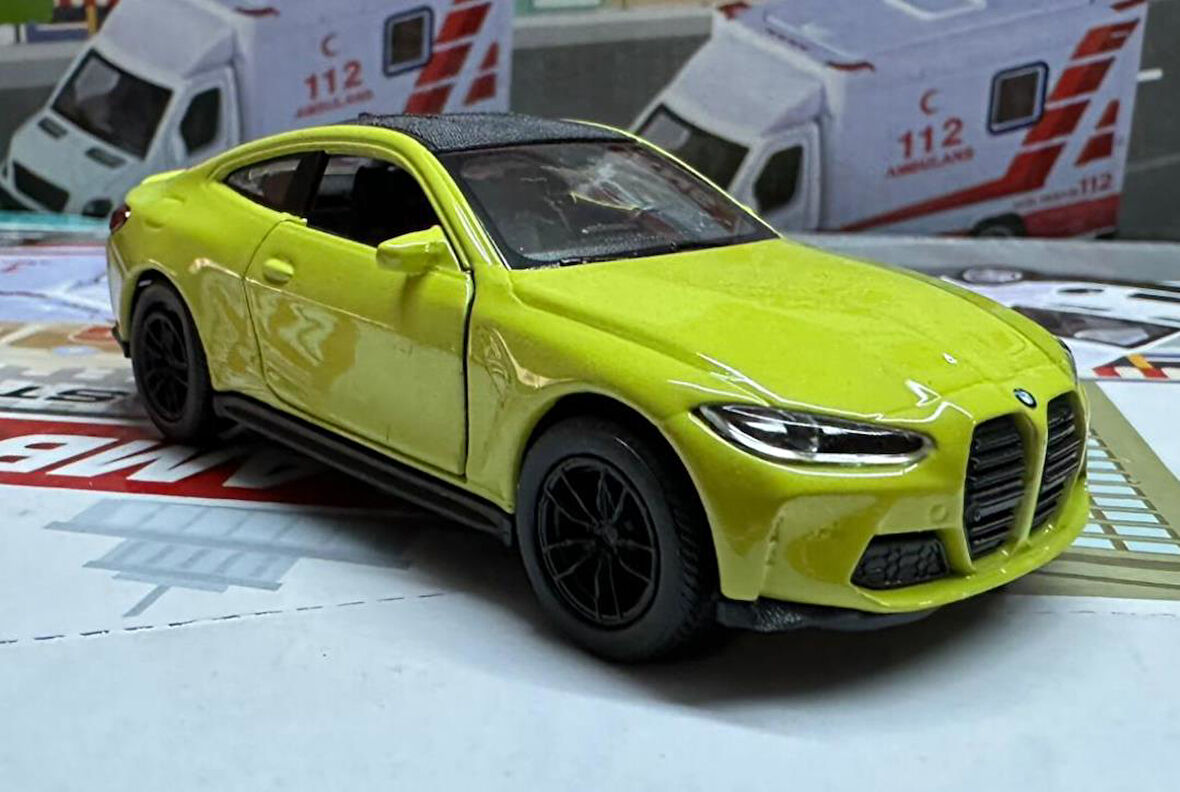 Oyuncak Metal Model Araba 1/36 Çek Bırak BMW M4 Sarı