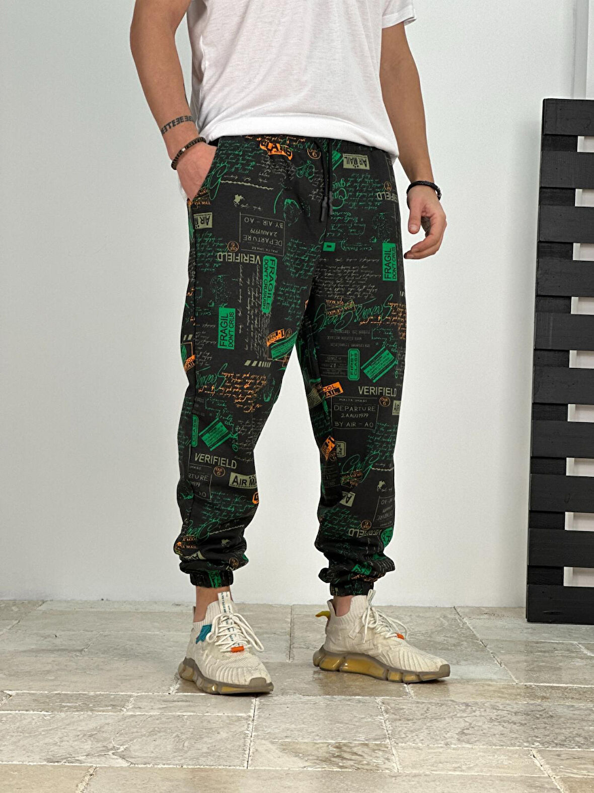 Erkek Mailbox Desenli Jogger