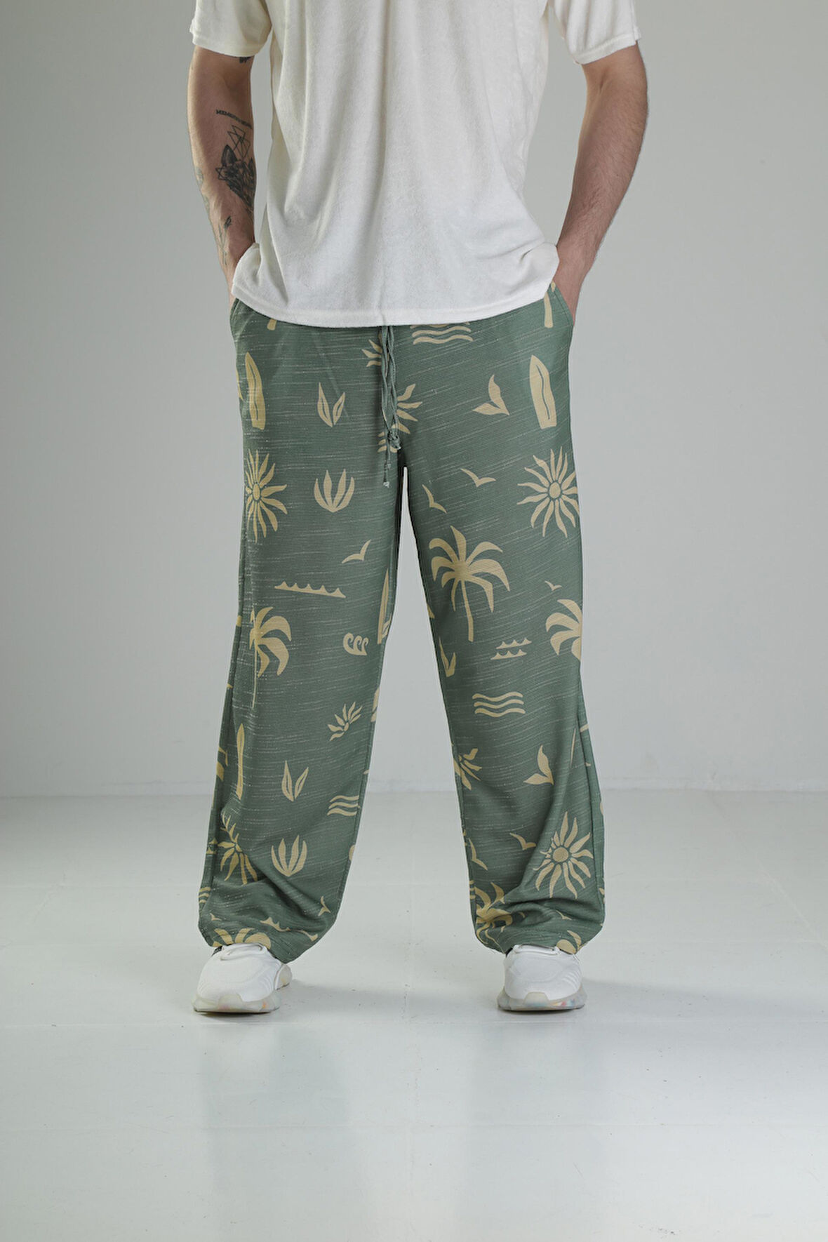 Ağaç Desenli Yeşil Baggy Pantolon