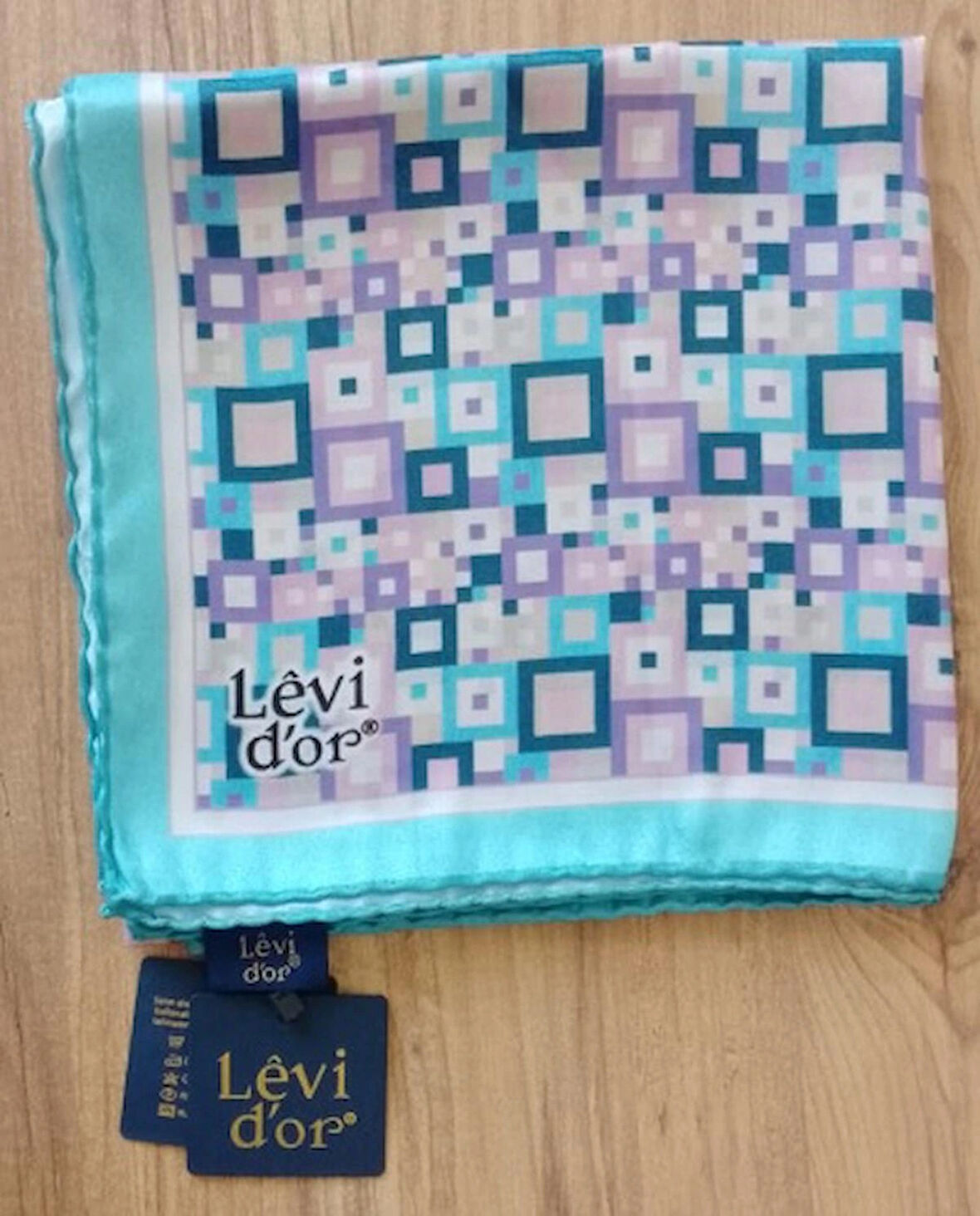 Levid'or Kristal Eşarp
