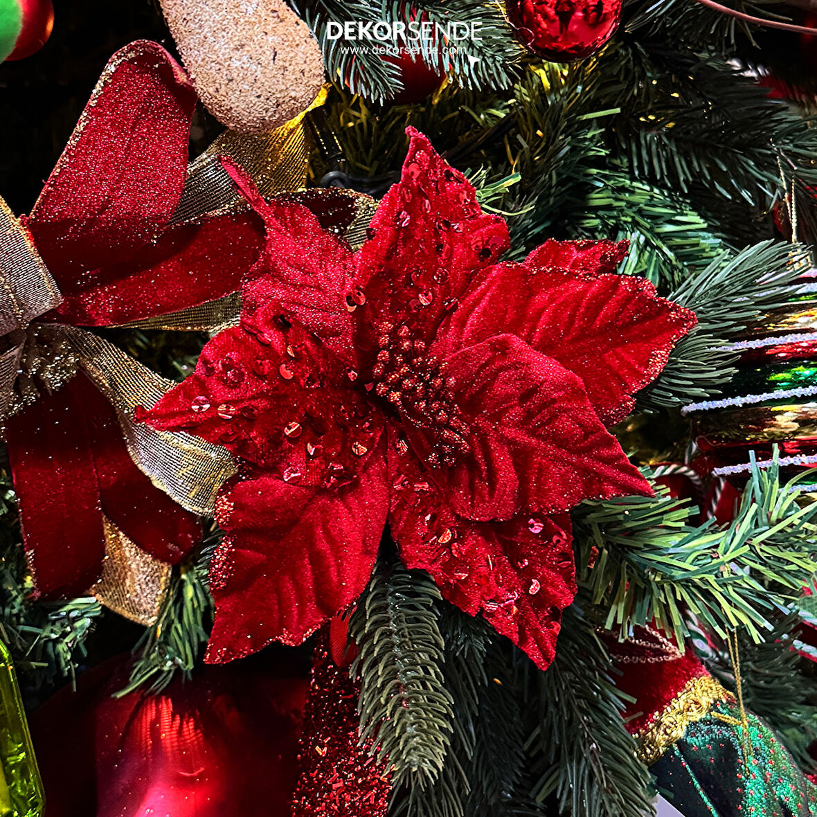 Yapay Kadife Pullu Ponsetya Kırmızı 20 cm