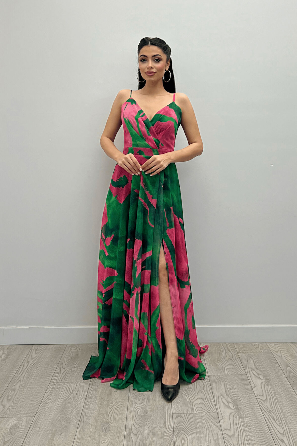 Organze Sifon Kumaş Desenli Maxi Elbise - YEŞİL