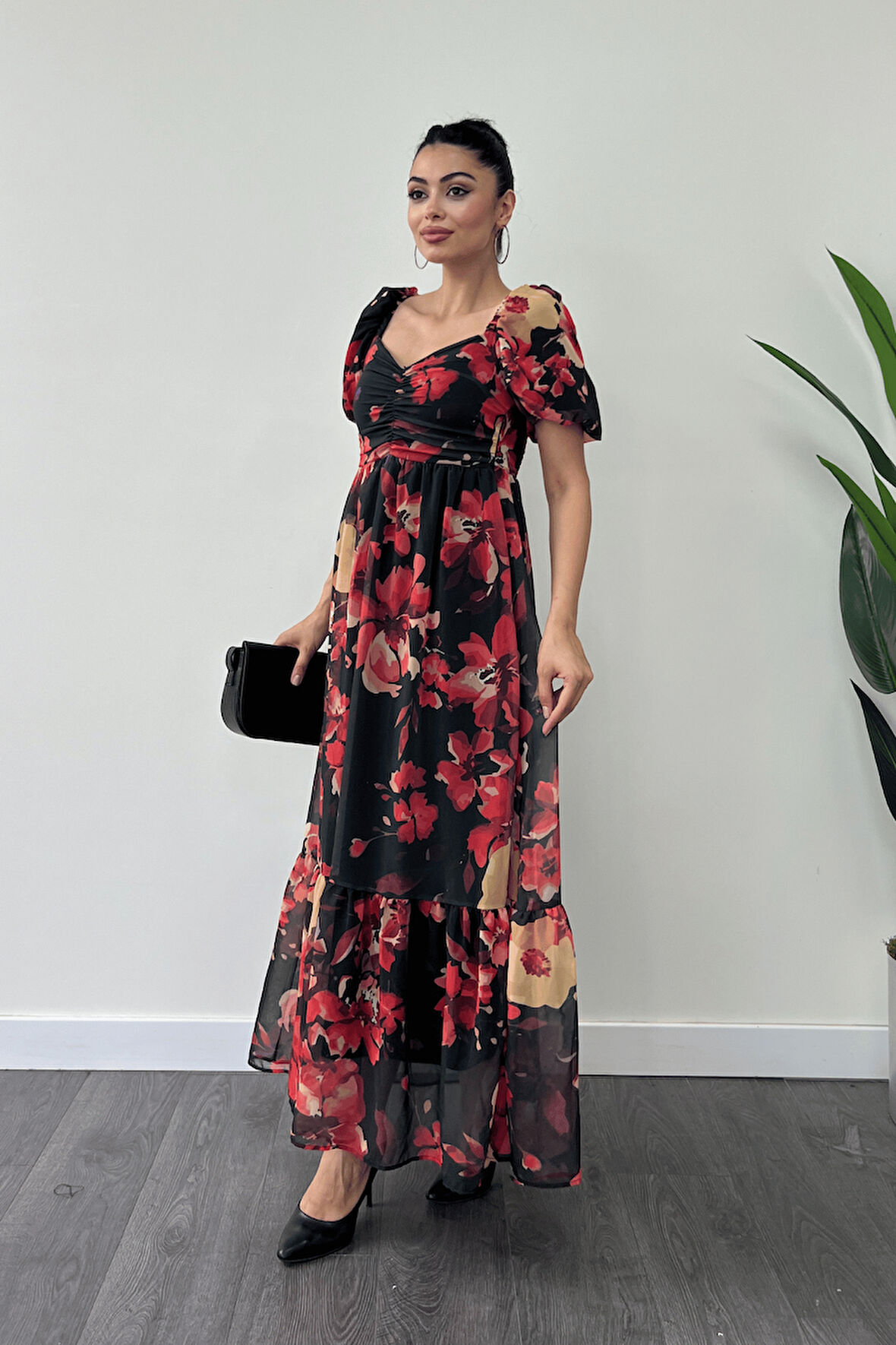 Şifon Çiçekli Kumaş Balon Kol Elbise - SİYAH