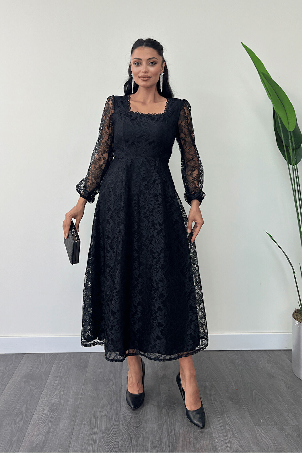 Dantel Kumaş Kare Yaka Midi Elbise Elbise - SİYAH