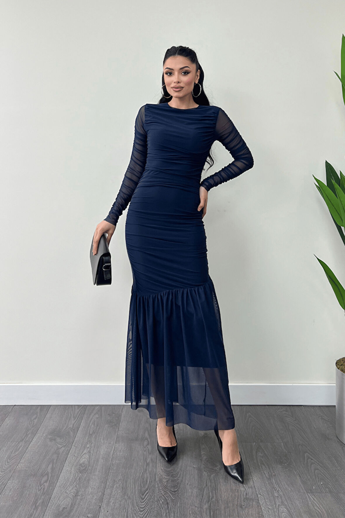 Tül Kumaş Büzgü Detaylı Kalem Elbise - LACİVERT