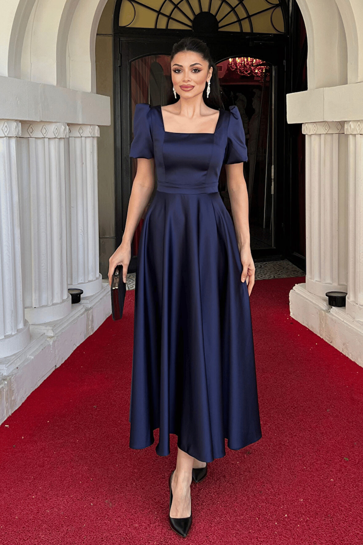 Saten Kumaş Kare Yaka Balon Kol Midi Elbise - LACİVERT