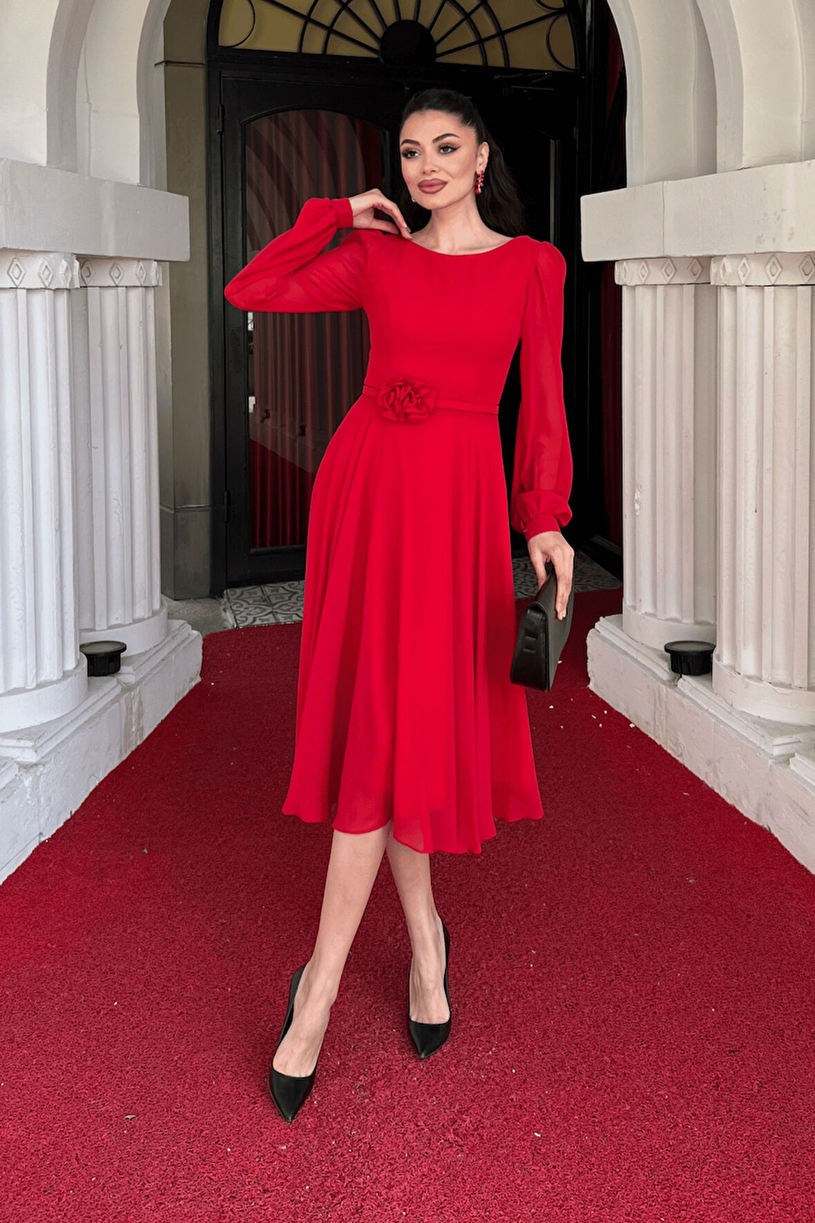Sifon Kumaş Çiçek Detaylı Midi Elbise - KIRMIZI