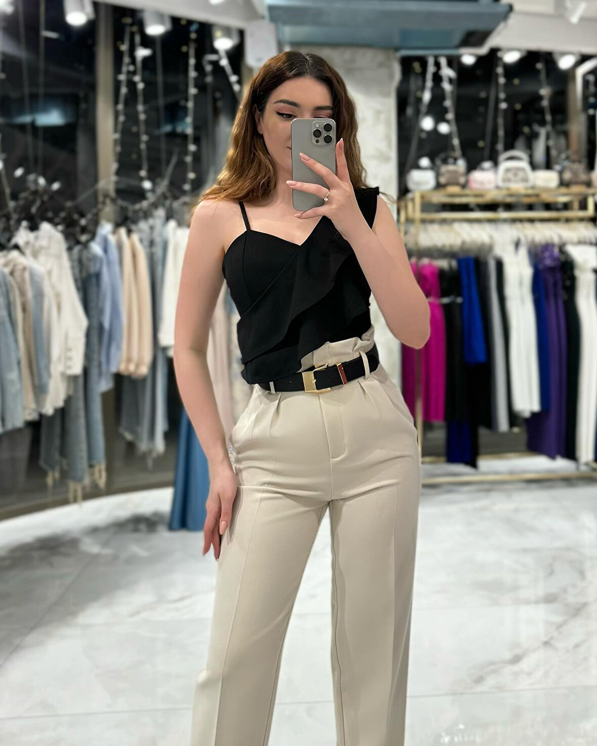 Elsa Askılı Crop Bluz-Siyah