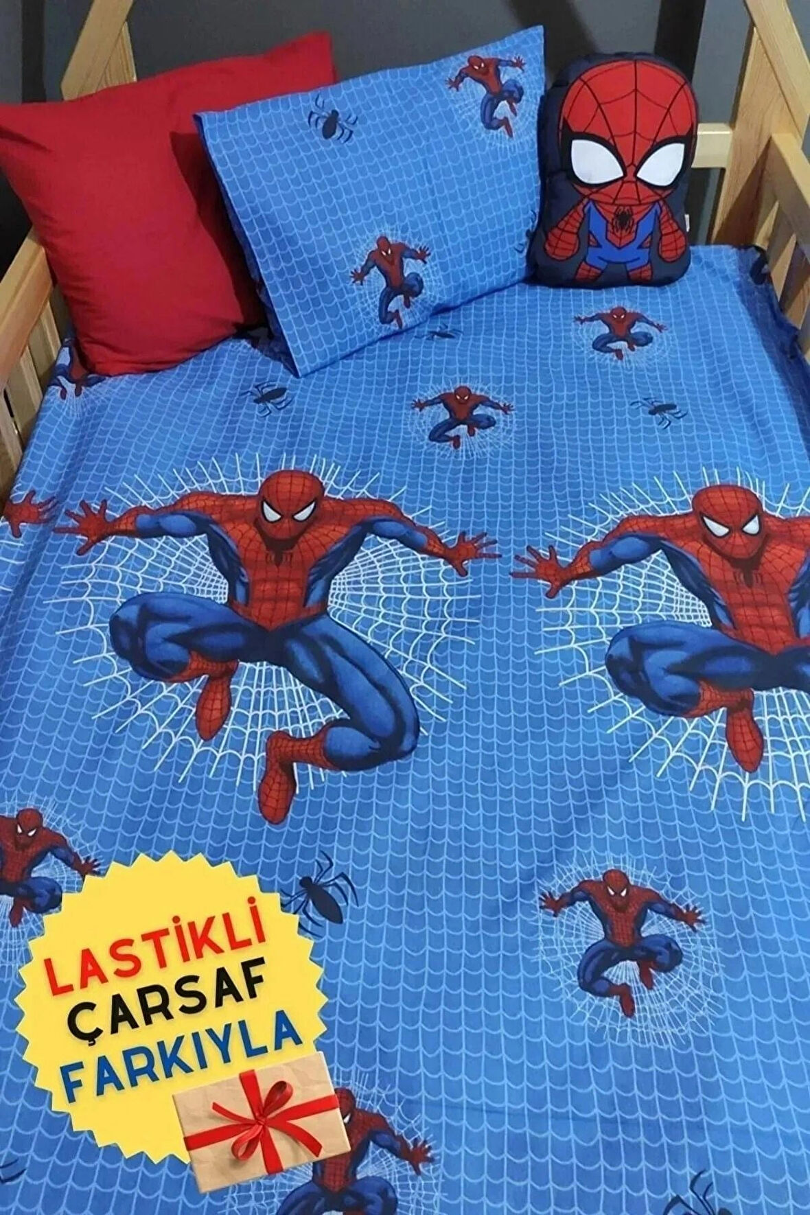 Tek Kişilik Lastikli Çarşaflı Örümcek Adamlı Çocuk Nevresim Takımı 100x200 Cm (2 YASTIKLI)
