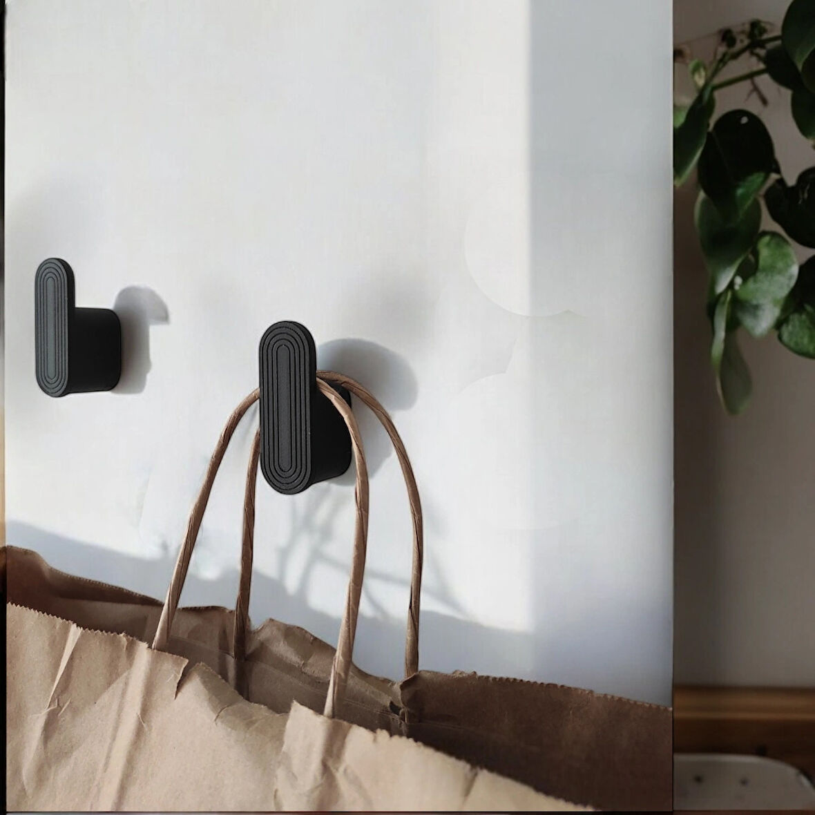  Minimalist 4'lü Duvar Askısı - Plastik, Vida Montajlı, Şık ve Kullanışlı