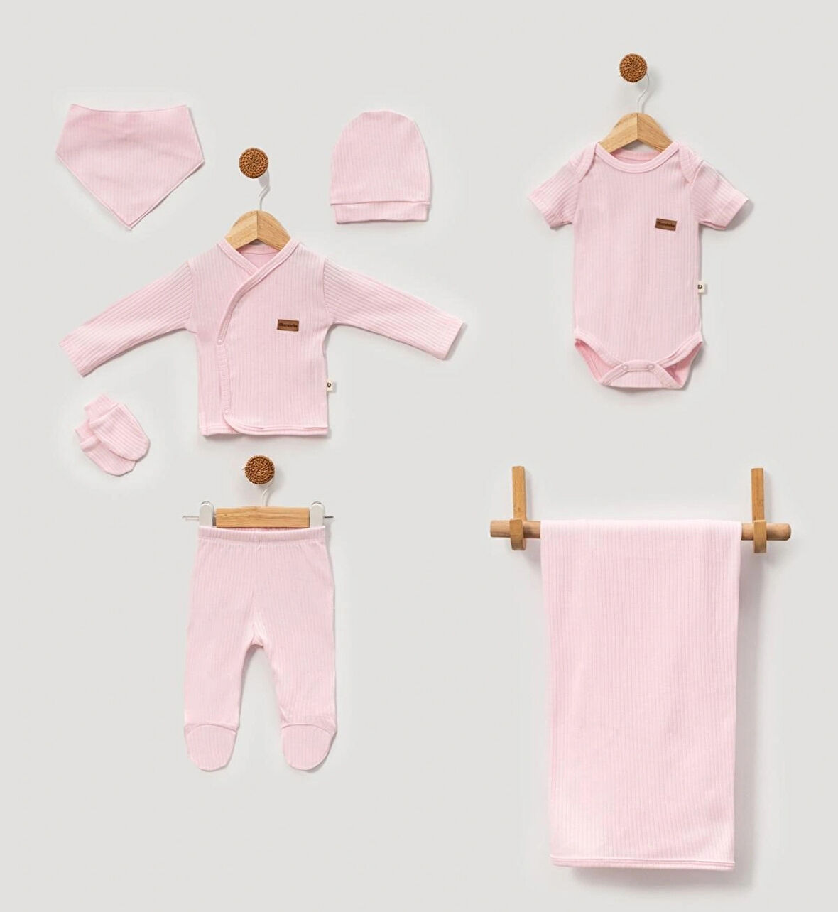 0-3 AY BEBEKLERE ÇITÇITLI BODY Lİ  7 PARÇALI  ZIBIN TAKIMI