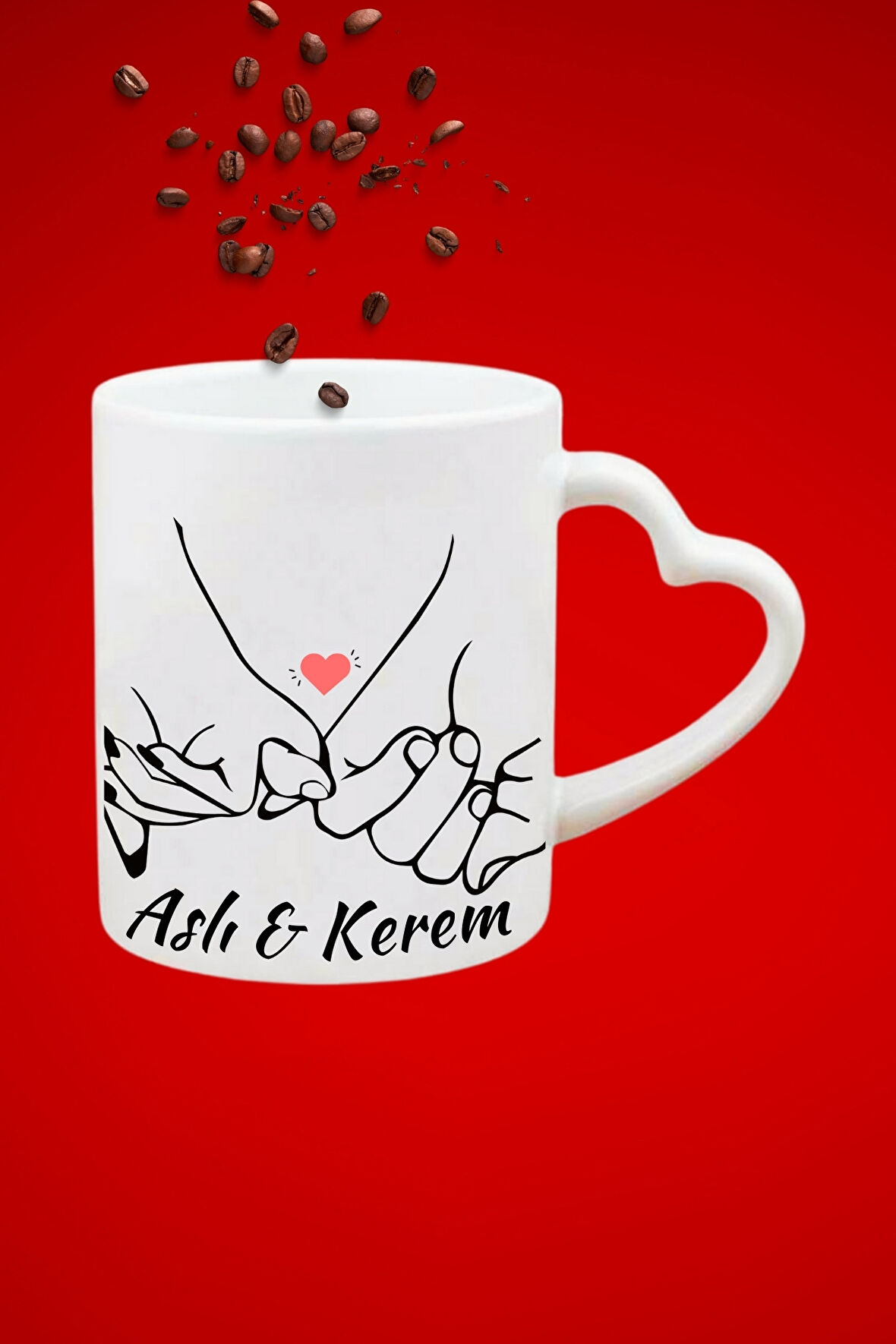İsimli Kişiye Özel El Ele Kalp Baskılı Hediye Kalp Kupa Bardak Porselen Çay Kahve Fincanı
