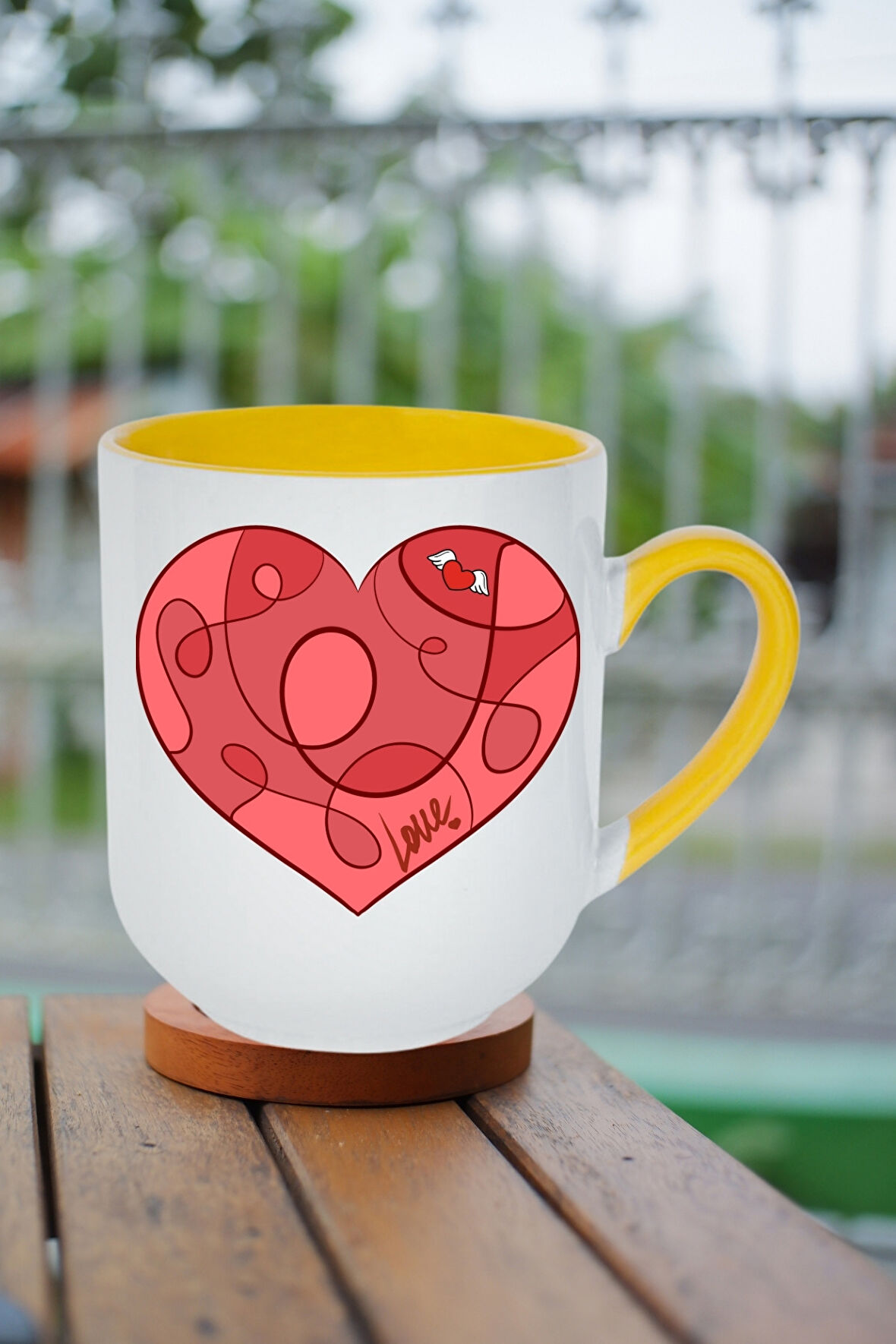 Love Kalp Baskılı İçi Sarı Lüx Kupa Bardak Porselen Çay Kahve Fincanı