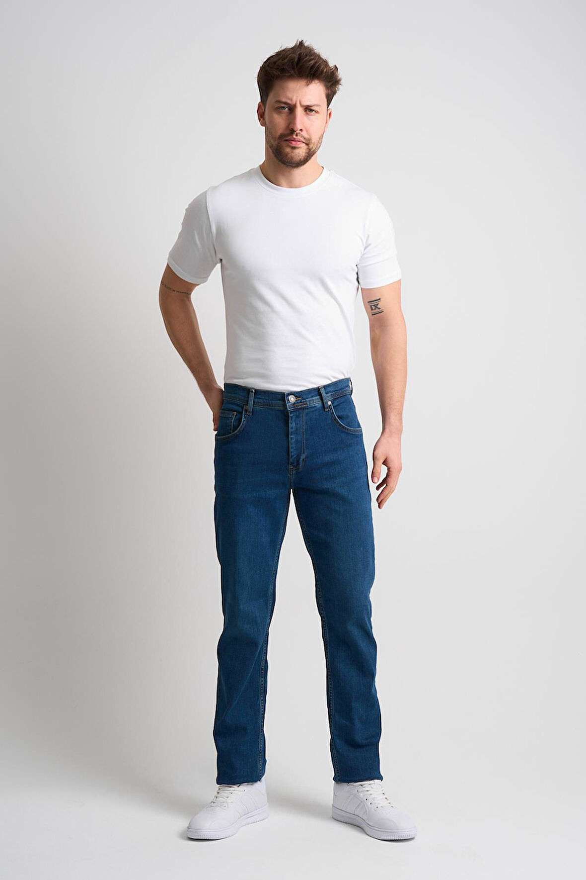ALEXANDERGARDI Regular Fit Jean
