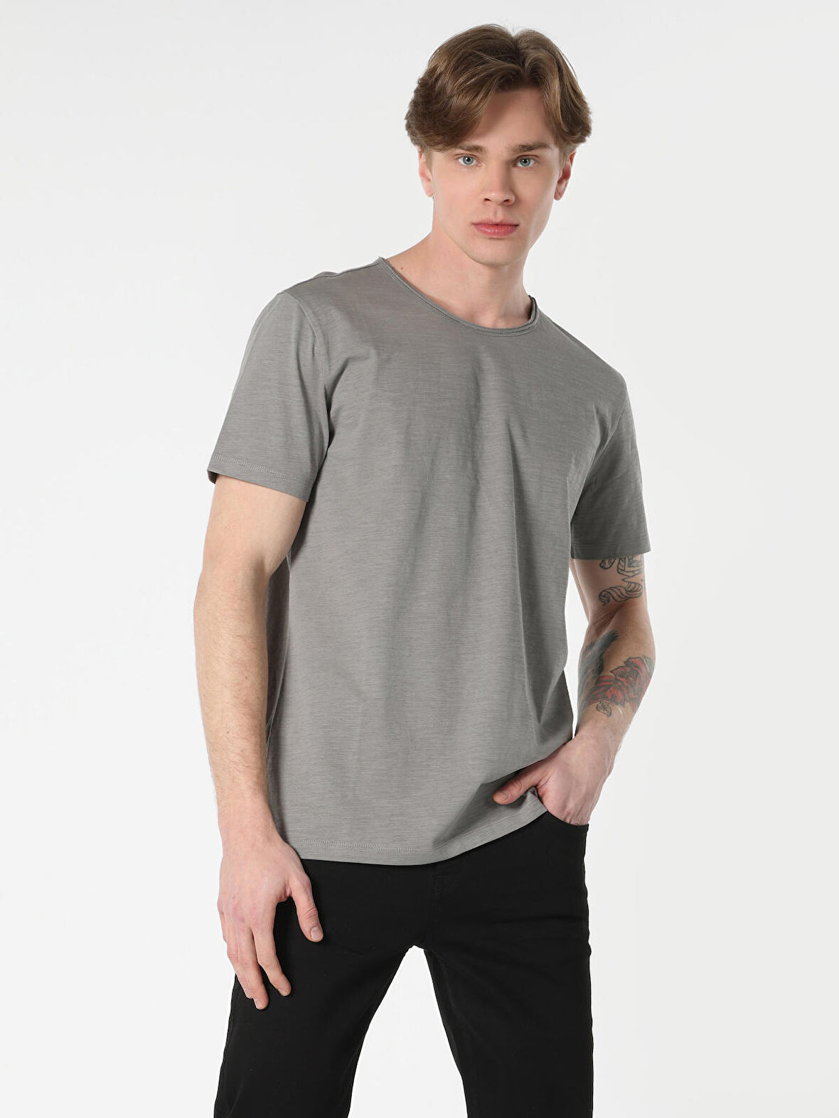 Regular Fit Bisiklet Yaka Basic Yeşil Erkek Kısa Kol Tişört